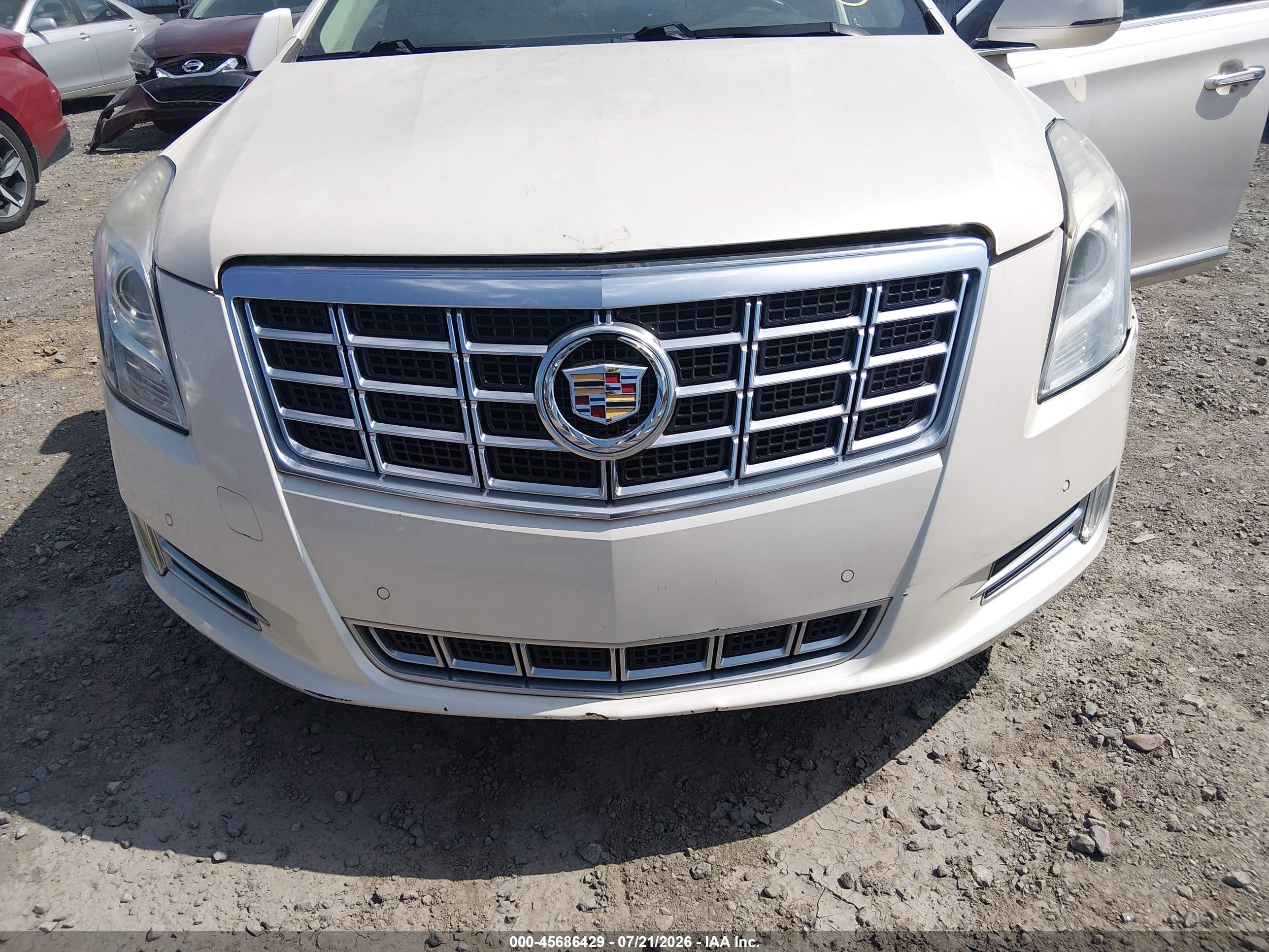 2014 Cadillac Xts Luxury White vin: 2G61M5S38E9277024