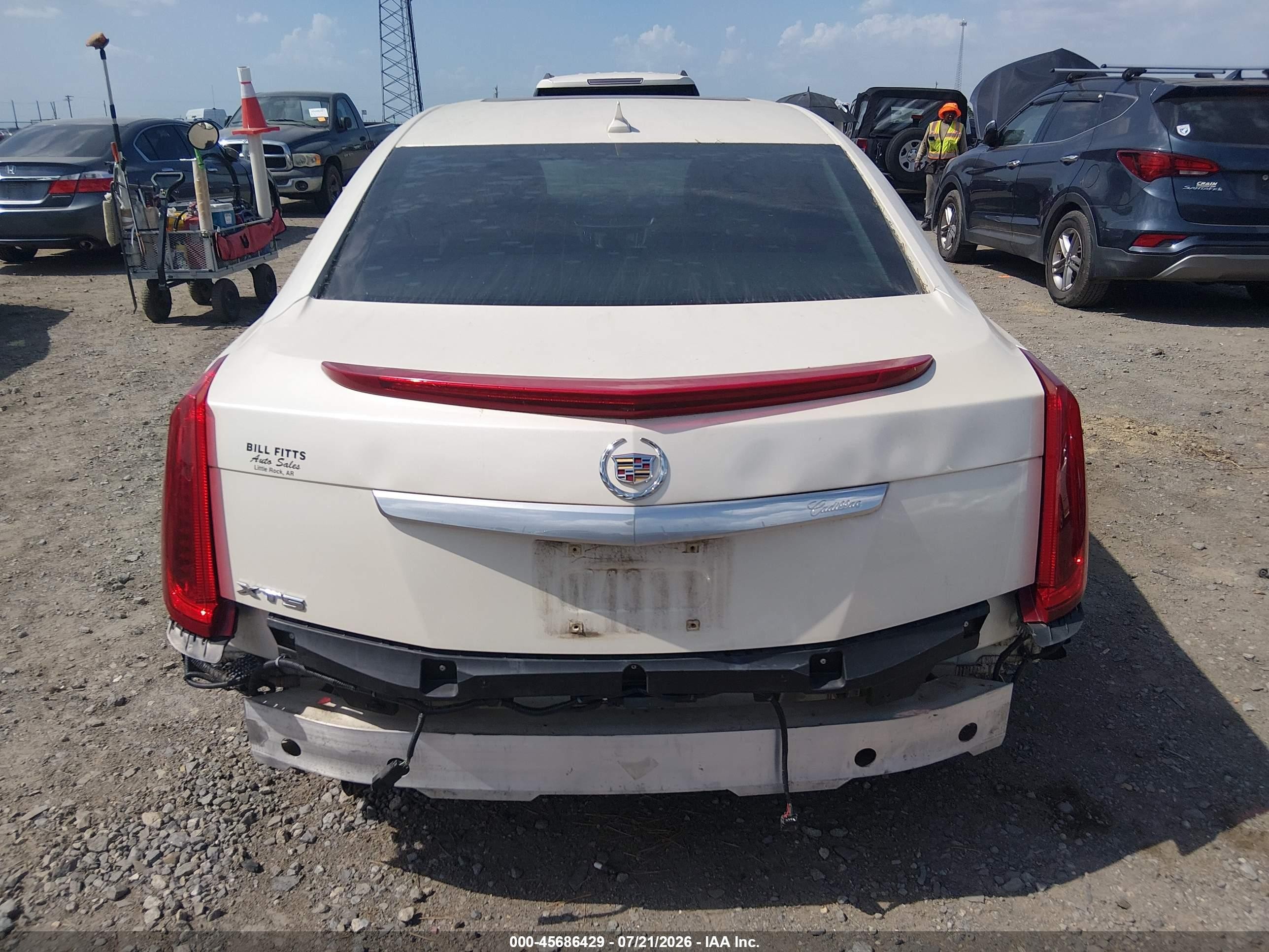 2014 Cadillac Xts Luxury White vin: 2G61M5S38E9277024