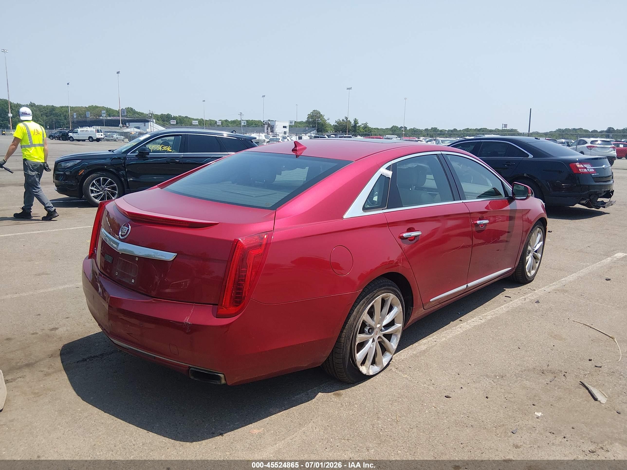 2014 Cadillac Xts Luxury Red vin: 2G61M5S39E9237910