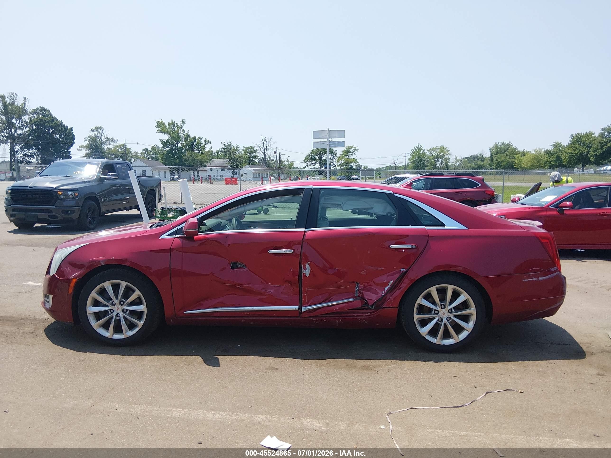 2014 Cadillac Xts Luxury Red vin: 2G61M5S39E9237910