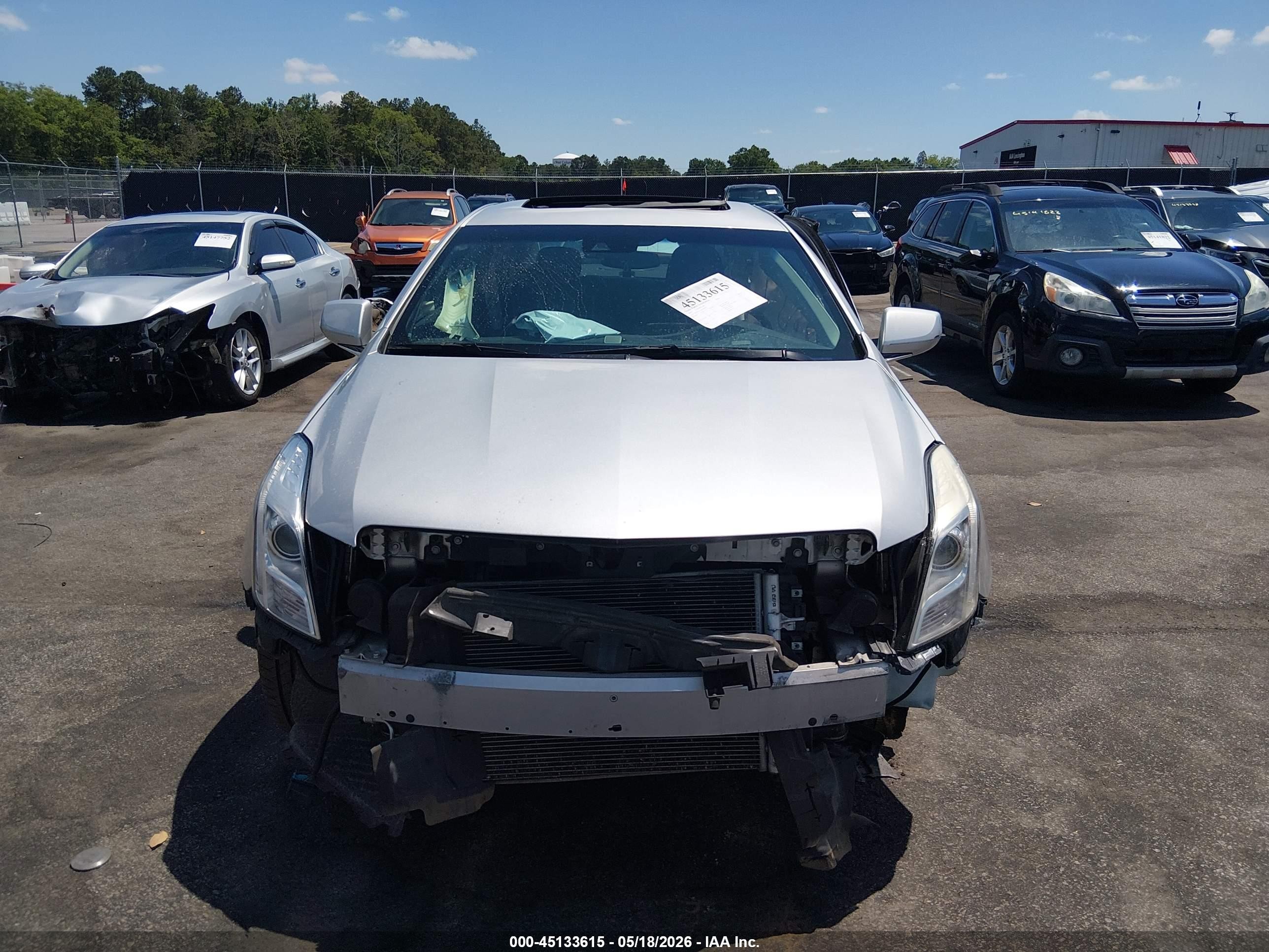 2014 Cadillac Xts Luxury Silver vin: 2G61M5S3XE9180097