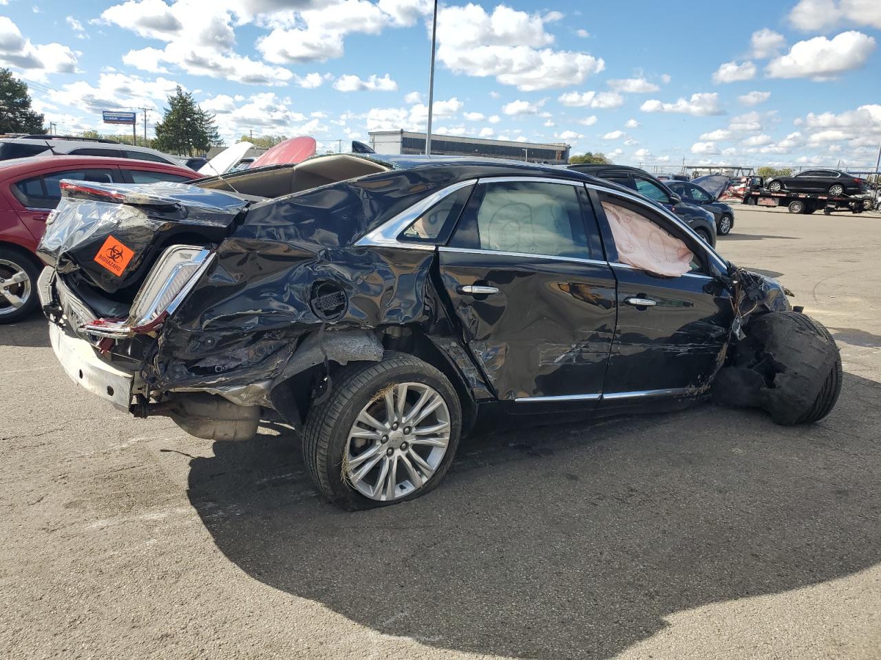 2018 Cadillac Xts Luxury Черный vin: 2G61M5S3XJ9131766
