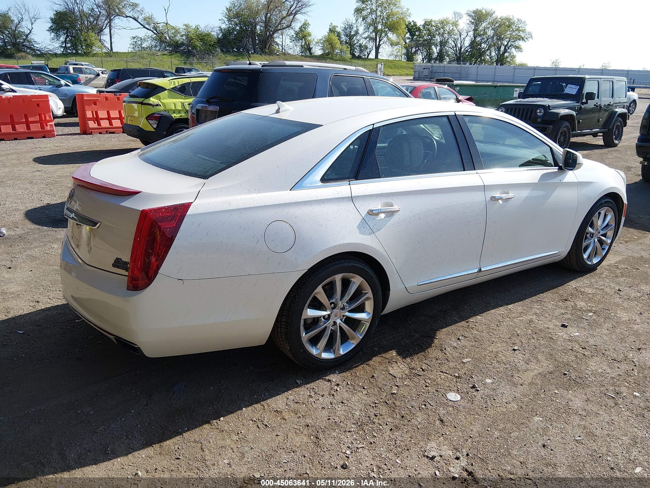 2014 Cadillac Xts Luxury White vin: 2G61N5S30E9201696