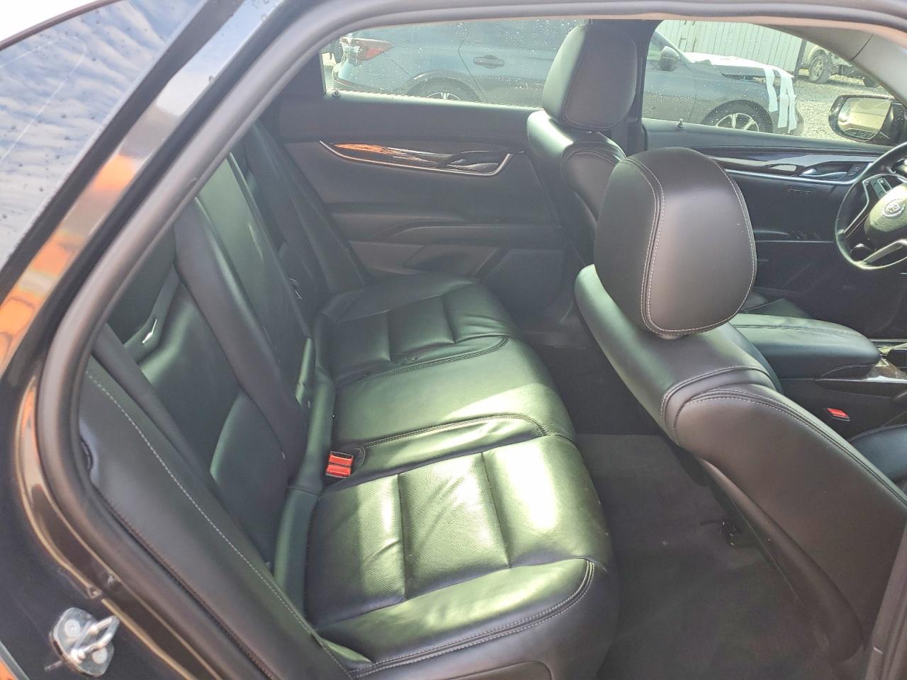 2015 Cadillac Xts Luxury Collection Two Tone vin: 2G61N5S32F9270018
