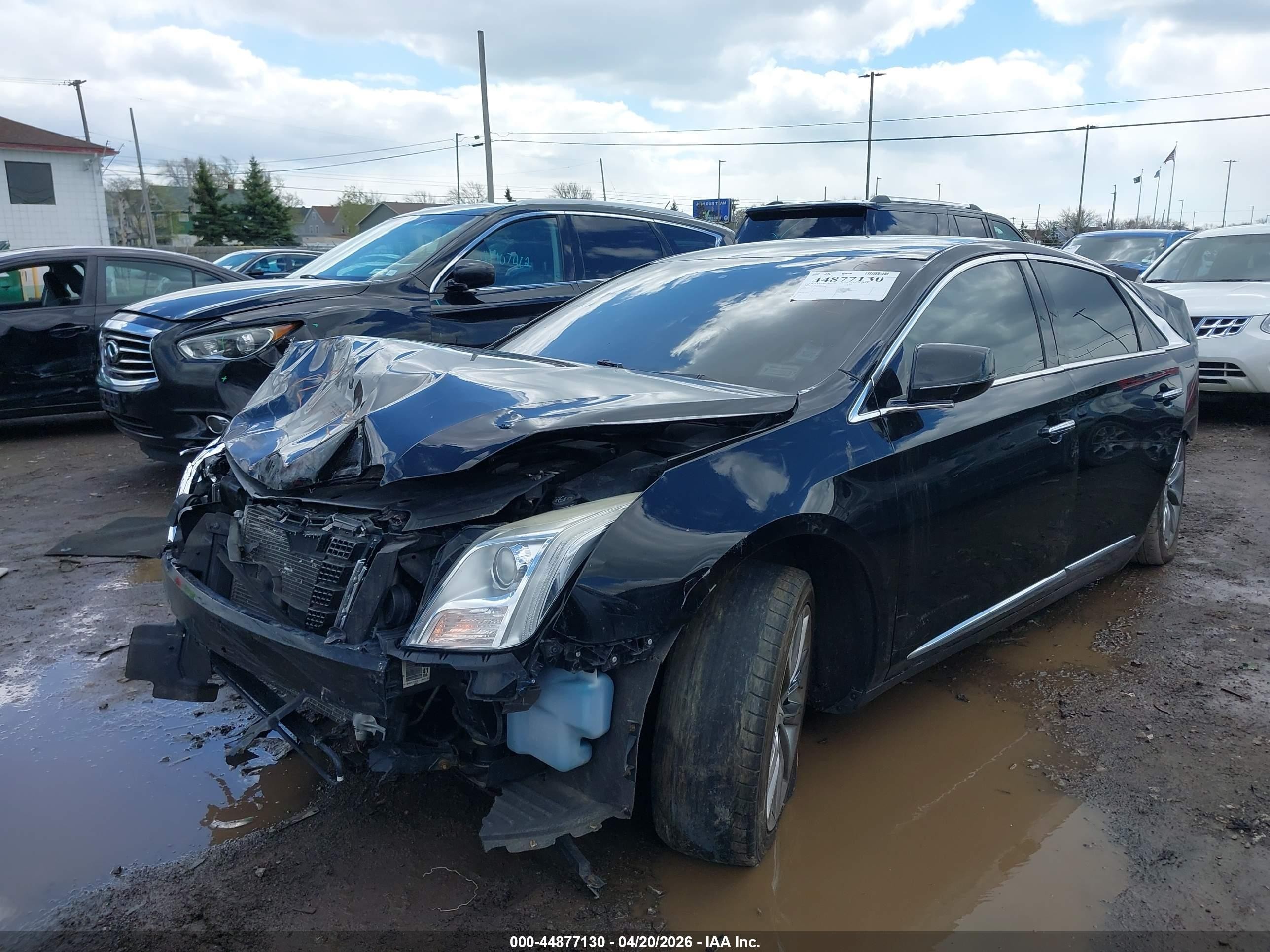 2013 Cadillac Xts Standard Черный vin: 2G61N5S33D9123798