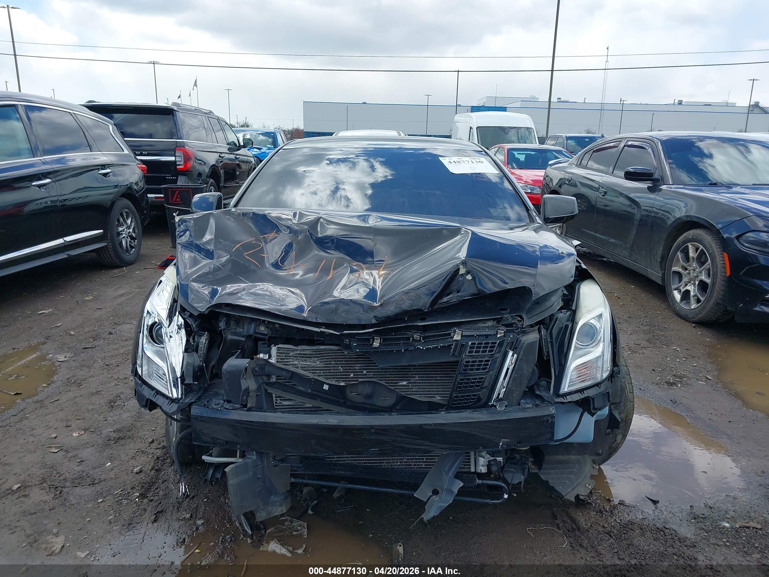 2013 Cadillac Xts Standard Черный vin: 2G61N5S33D9123798