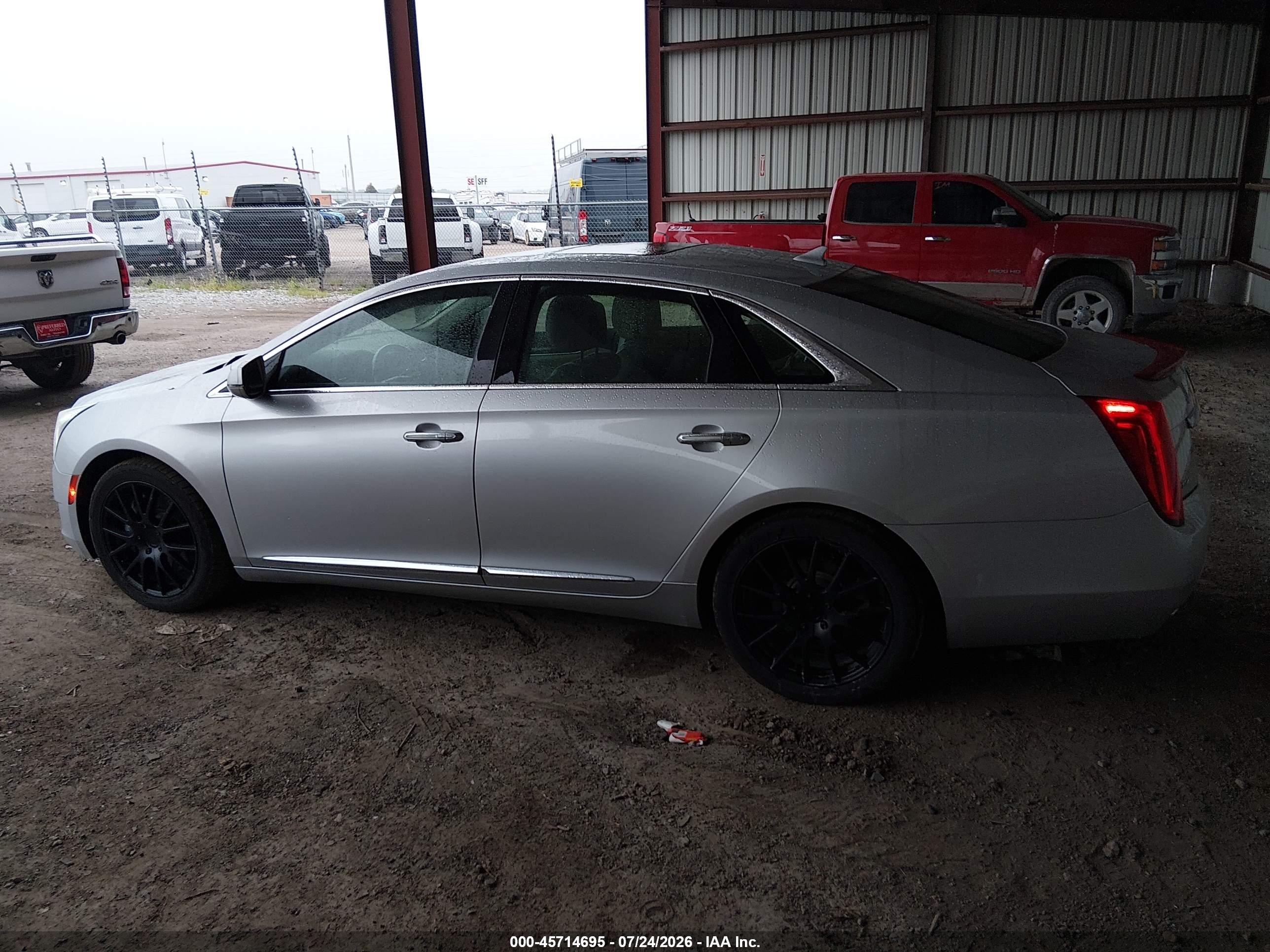 2014 Cadillac Xts Luxury Silver vin: 2G61N5S33E9150212