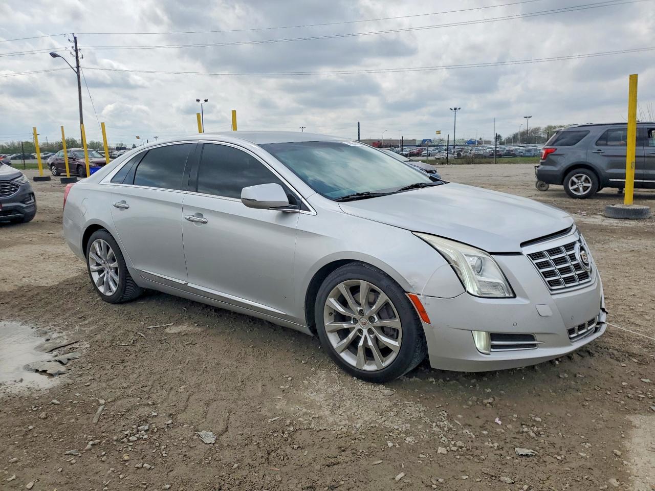 2015 Cadillac Xts Luxury Collection Серебряный vin: 2G61N5S37F9258303
