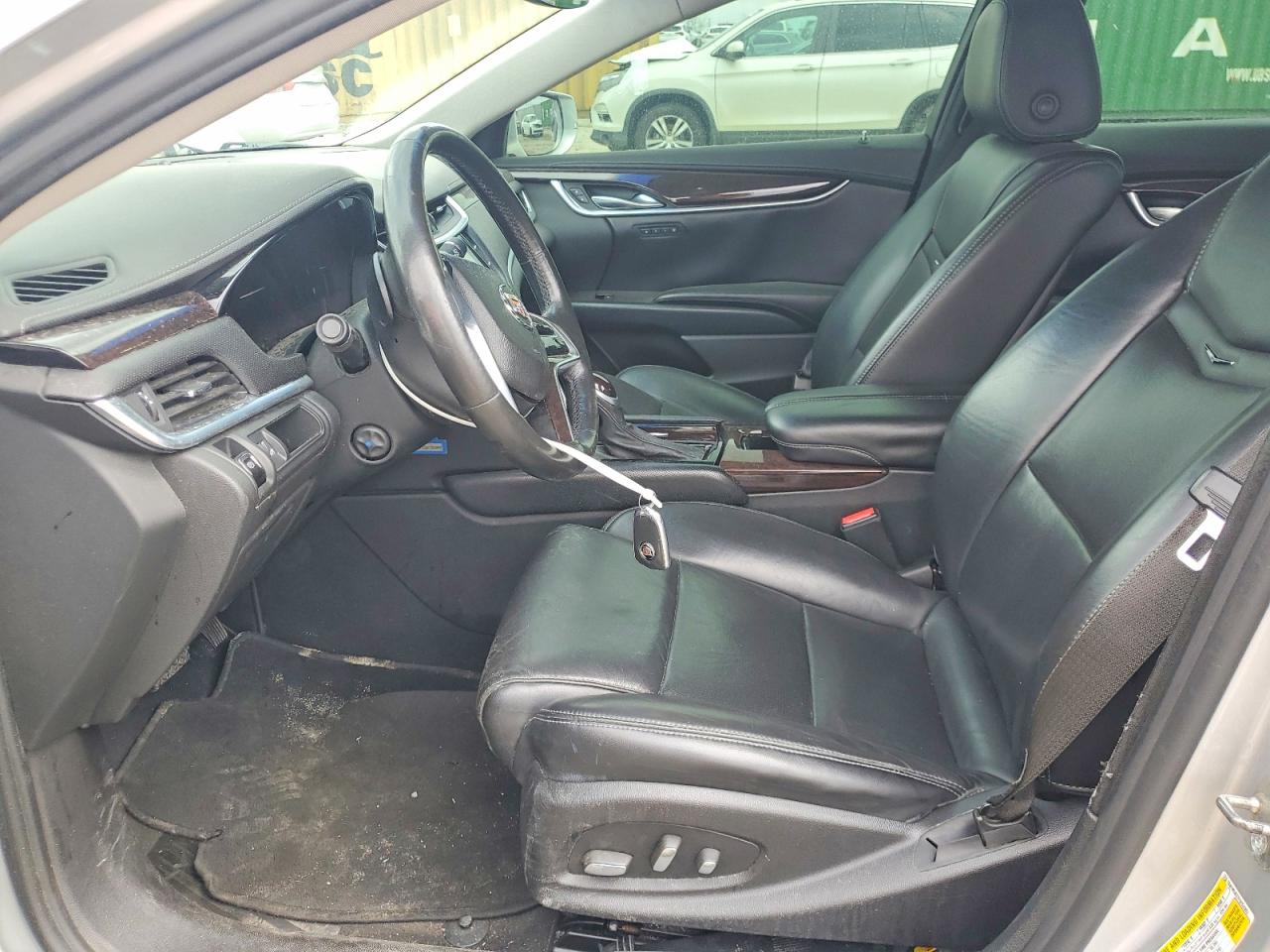 2015 Cadillac Xts Luxury Collection Серебряный vin: 2G61N5S37F9258303