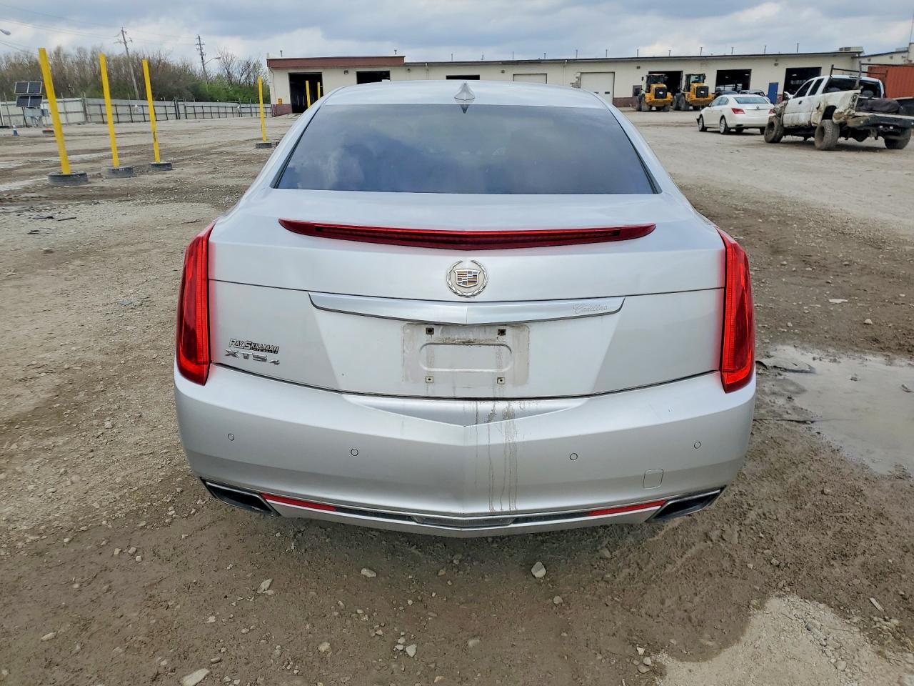 2015 Cadillac Xts Luxury Collection Серебряный vin: 2G61N5S37F9258303