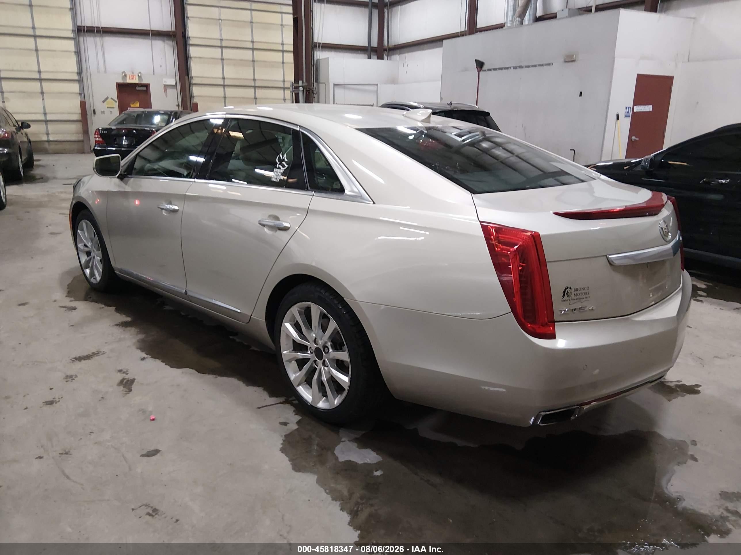 2015 Cadillac Xts Luxury Cream vin: 2G61N5S37F9265672