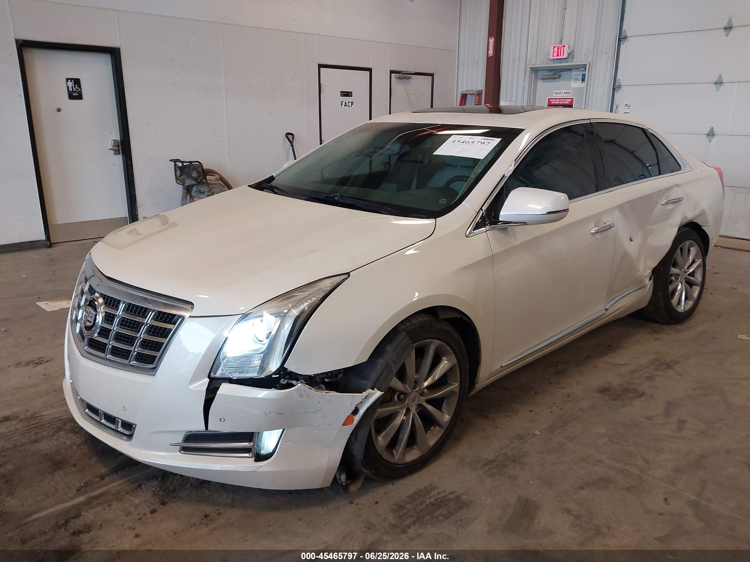 2013 Cadillac Xts Luxury White vin: 2G61P5S30D9159698