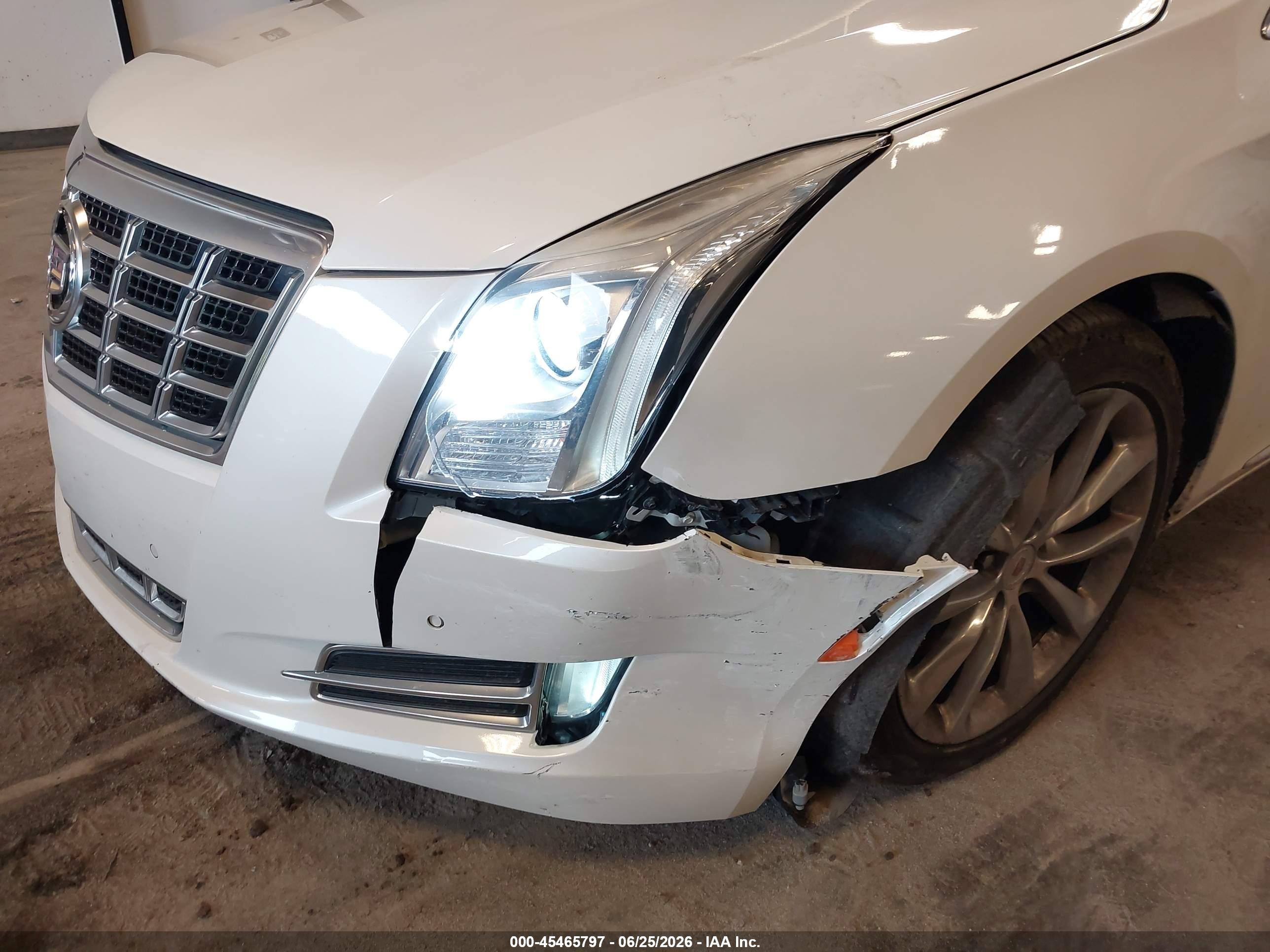 2013 Cadillac Xts Luxury White vin: 2G61P5S30D9159698