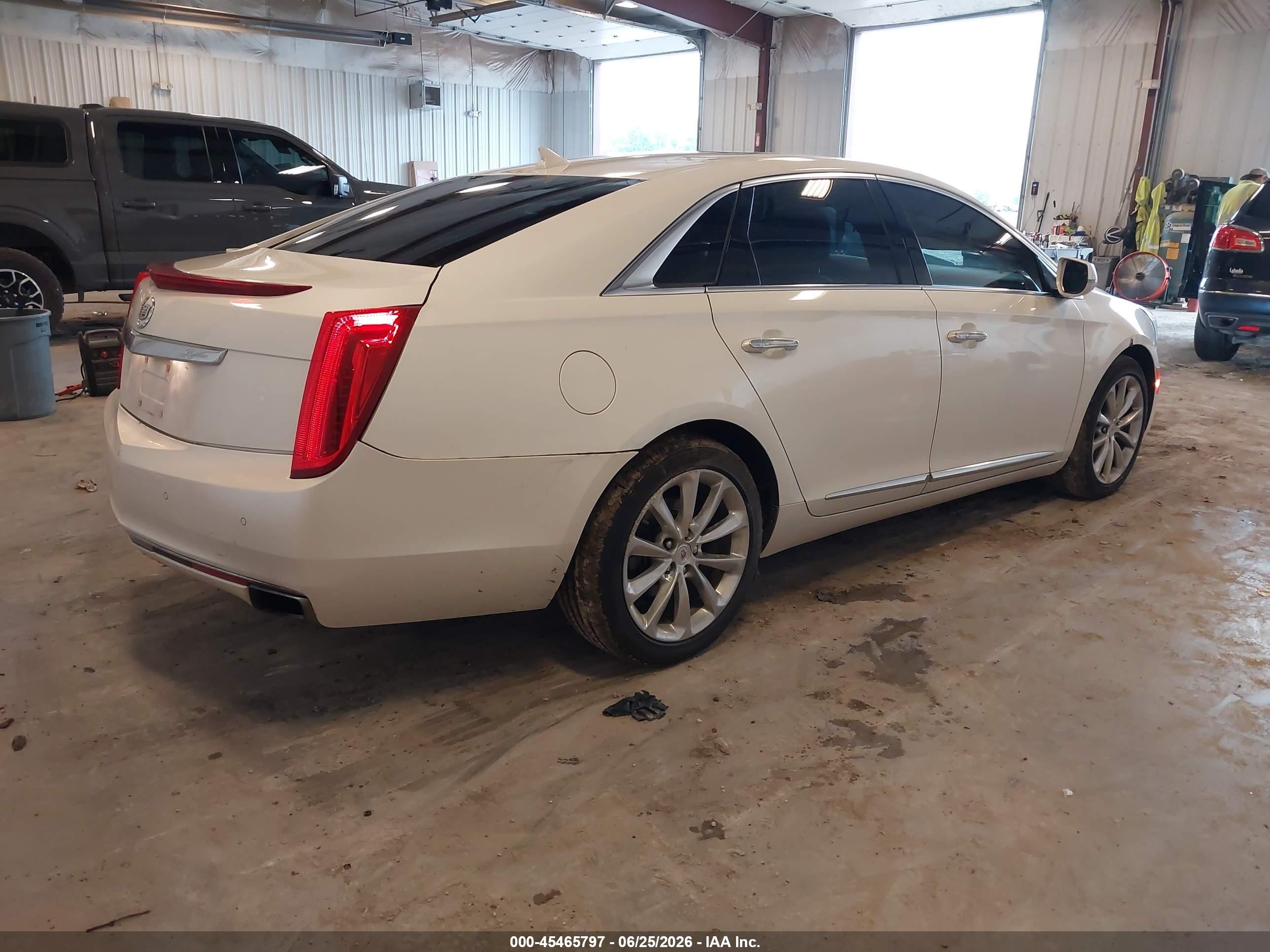 2013 Cadillac Xts Luxury White vin: 2G61P5S30D9159698
