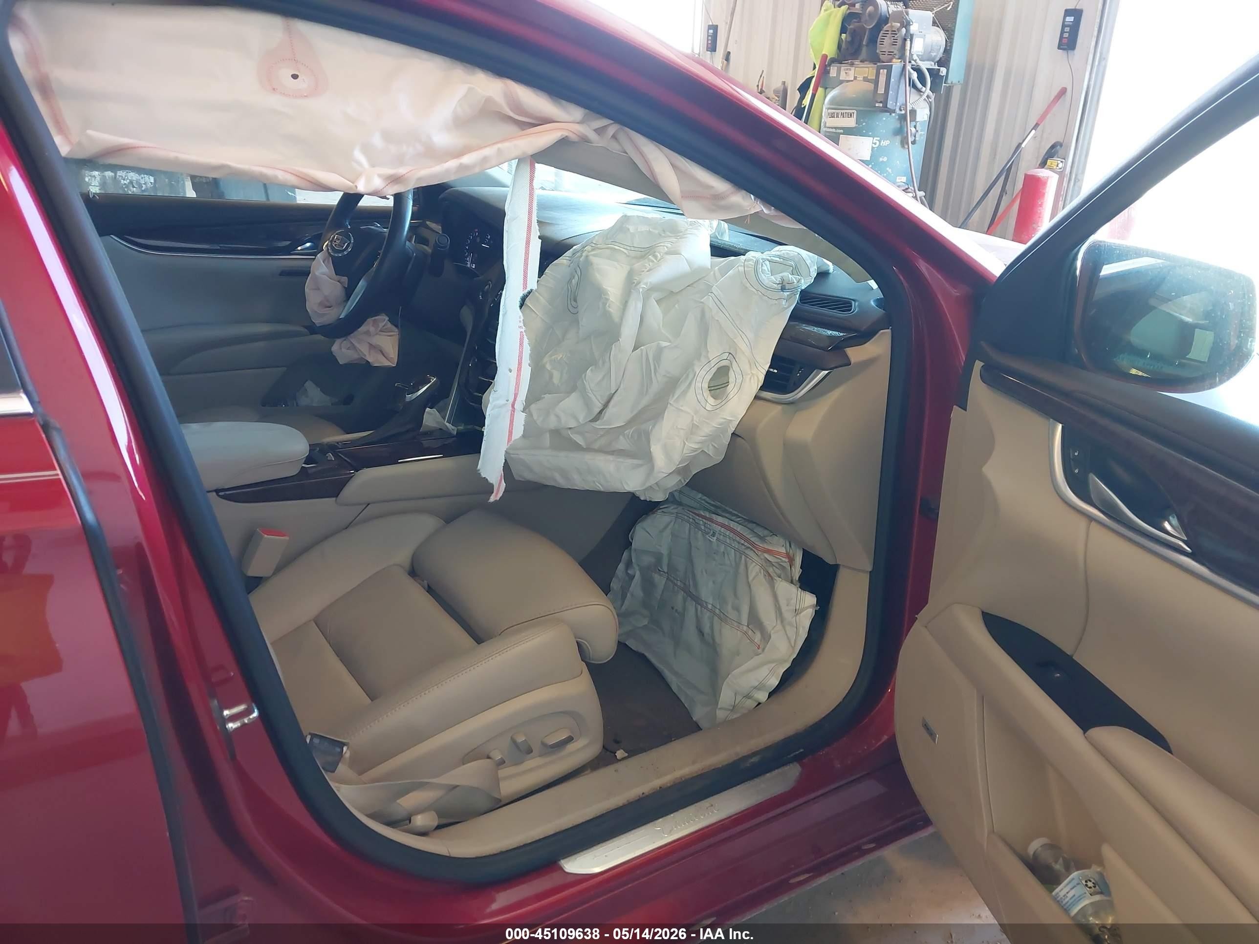 2013 Cadillac Xts Luxury Красный vin: 2G61P5S30D9215512