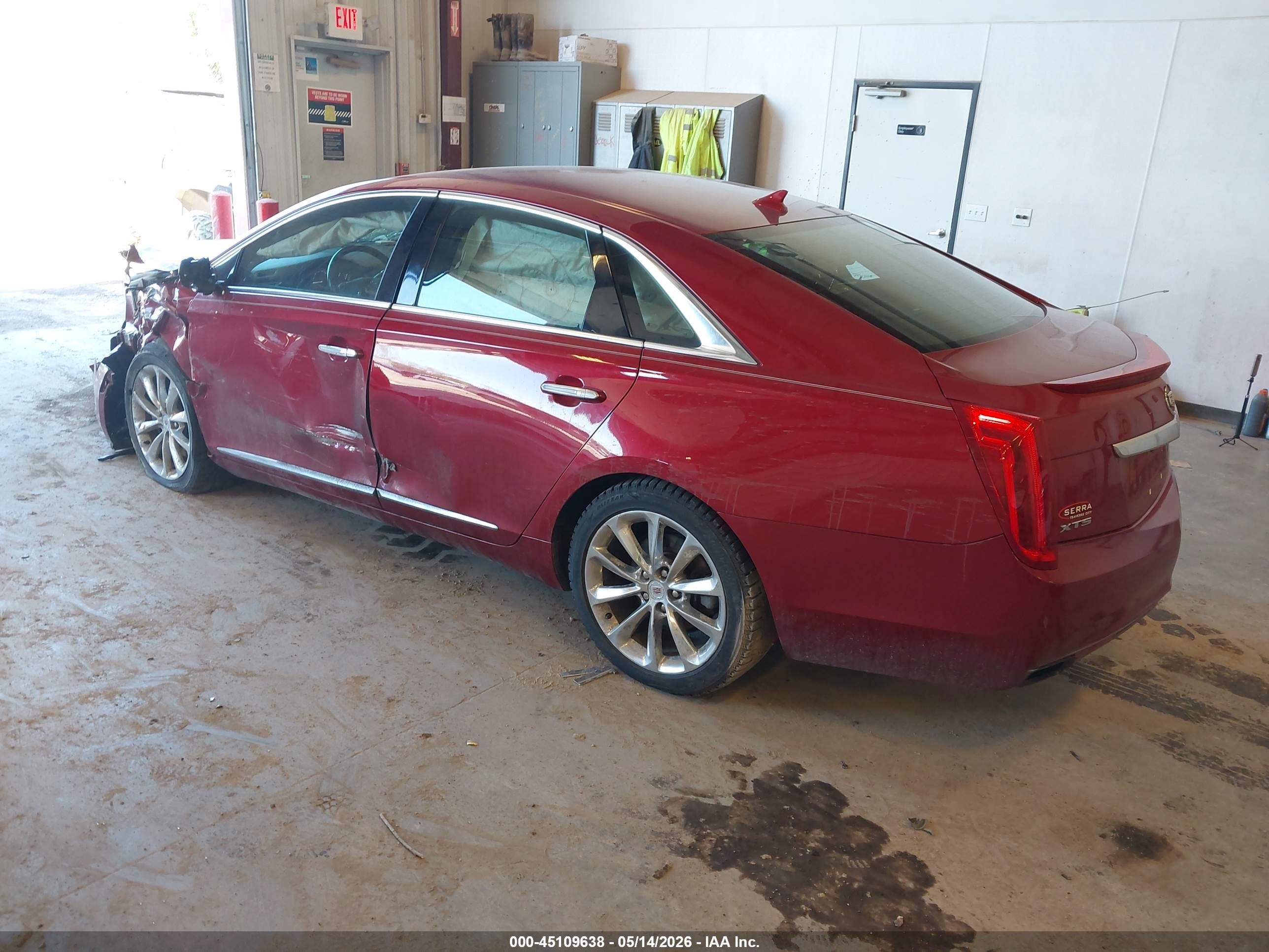 2013 Cadillac Xts Luxury Красный vin: 2G61P5S30D9215512