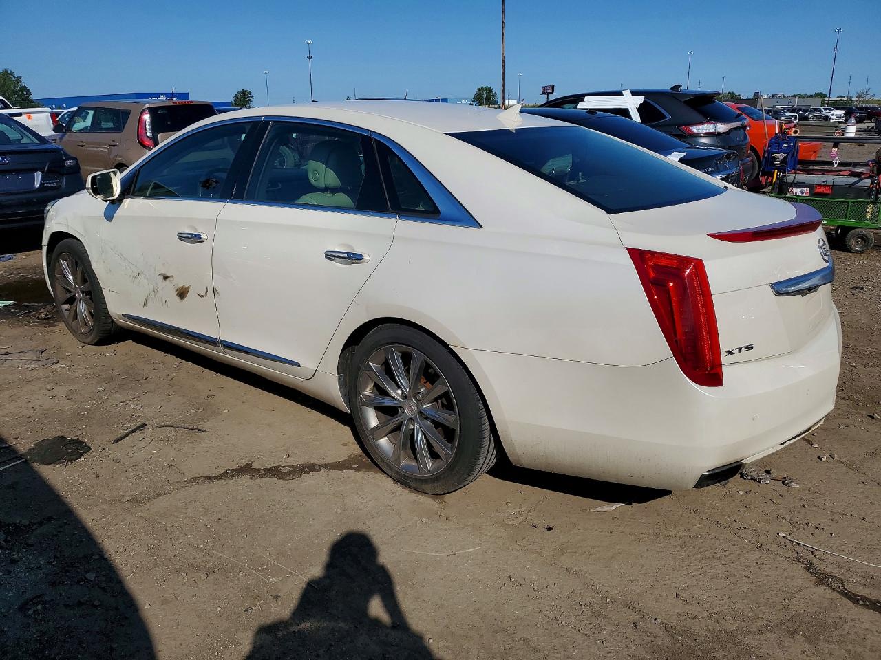 2013 Cadillac Xts Luxury Collection White vin: 2G61P5S30D9240216