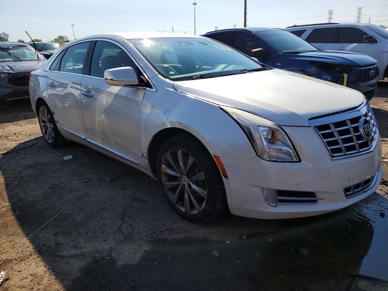 2013 Cadillac Xts Luxury Collection White vin: 2G61P5S30D9240216