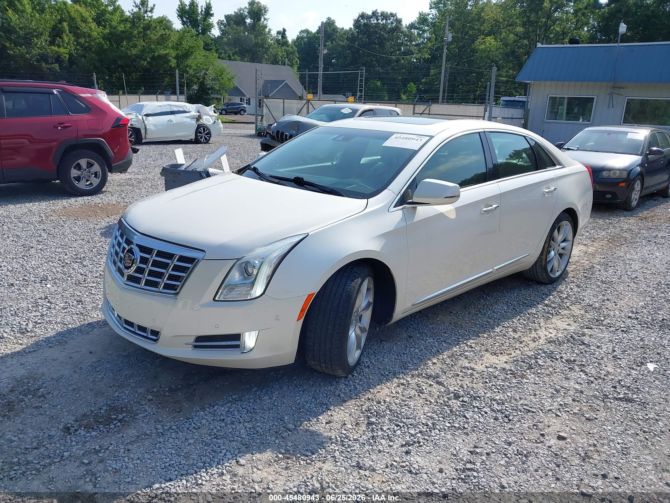 2014 Cadillac Xts Premium Белый vin: 2G61P5S31E9189536