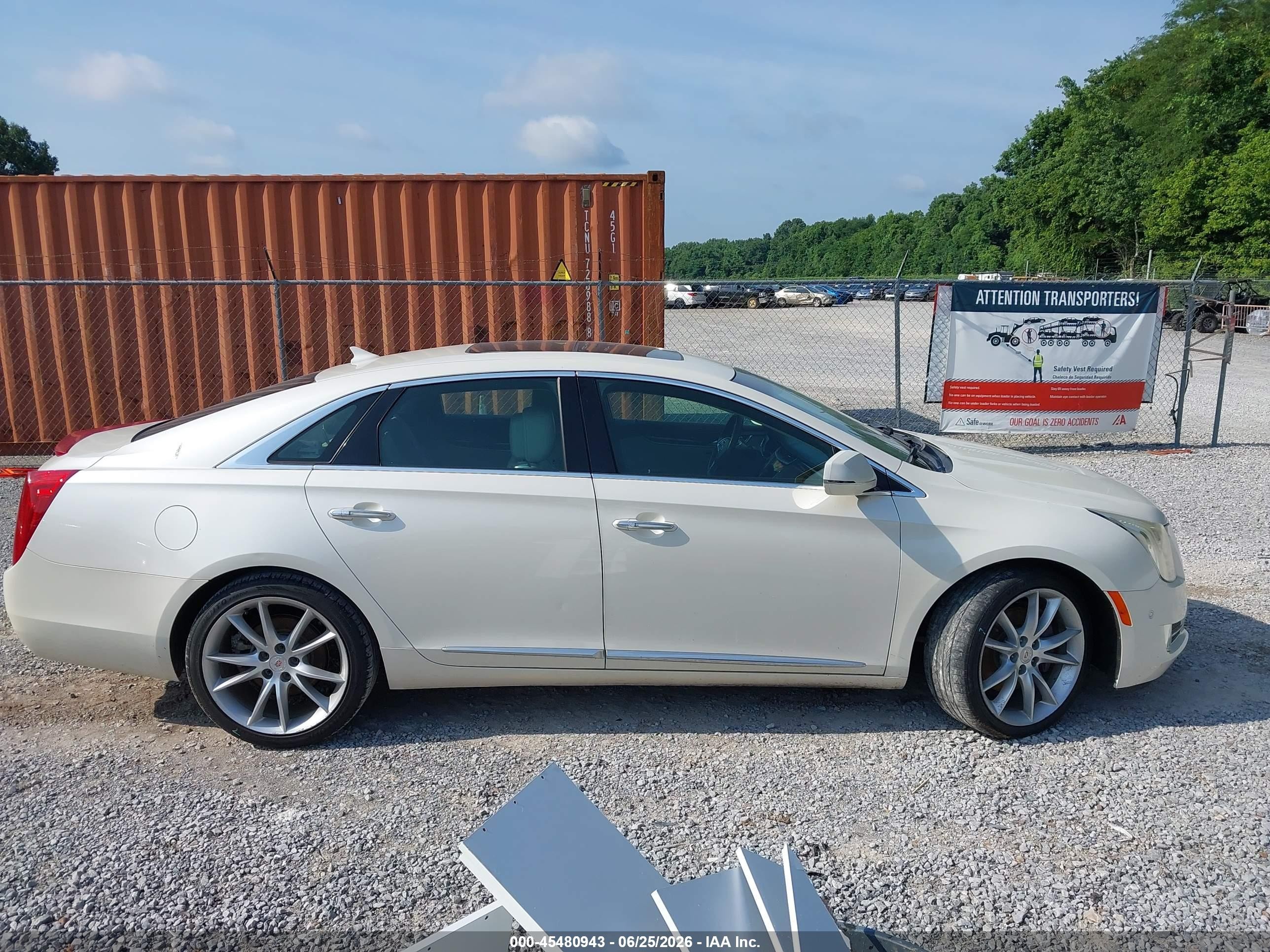 2014 Cadillac Xts Premium Белый vin: 2G61P5S31E9189536
