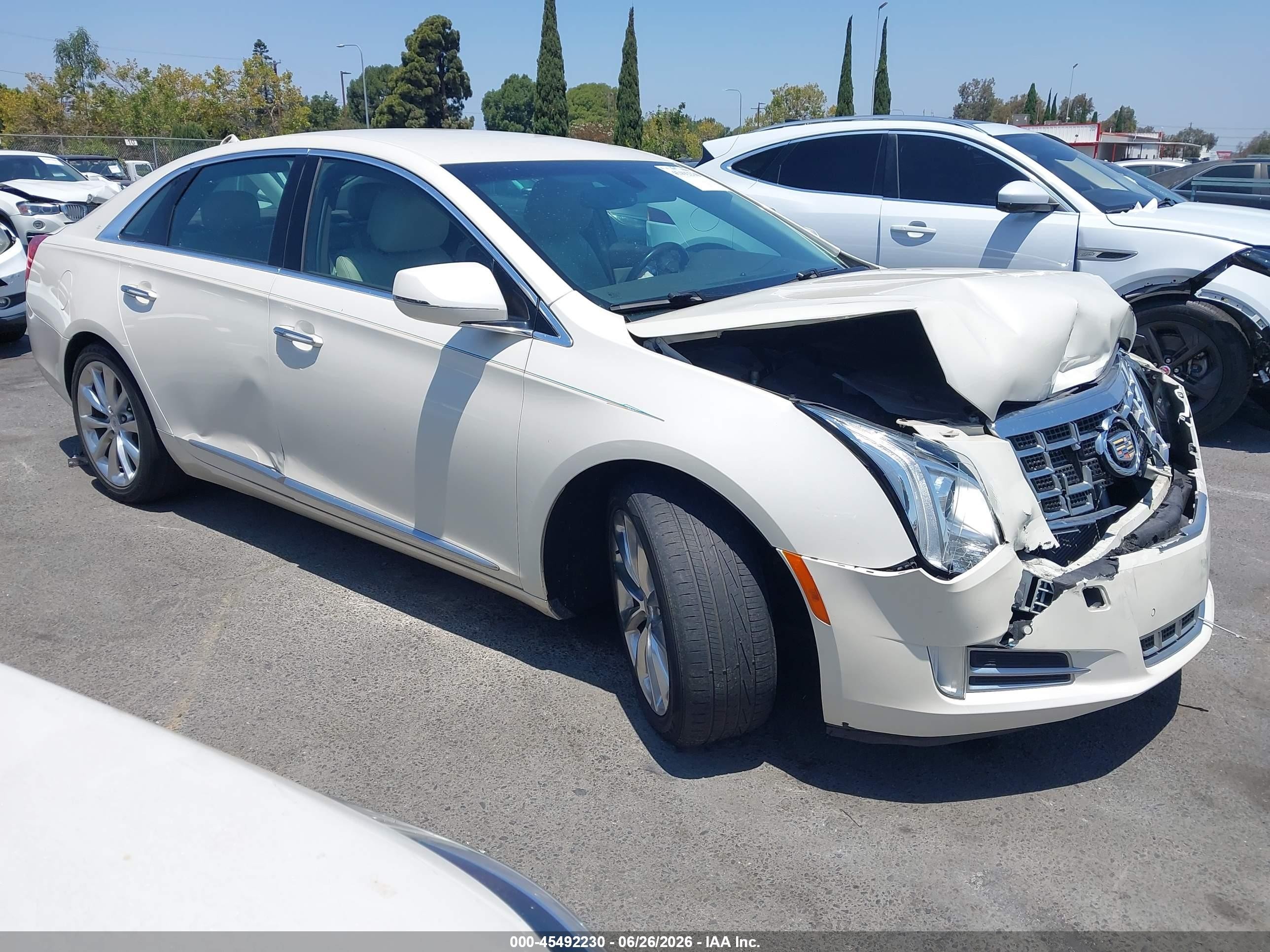 2013 Cadillac Xts Luxury Cream vin: 2G61P5S32D9170458