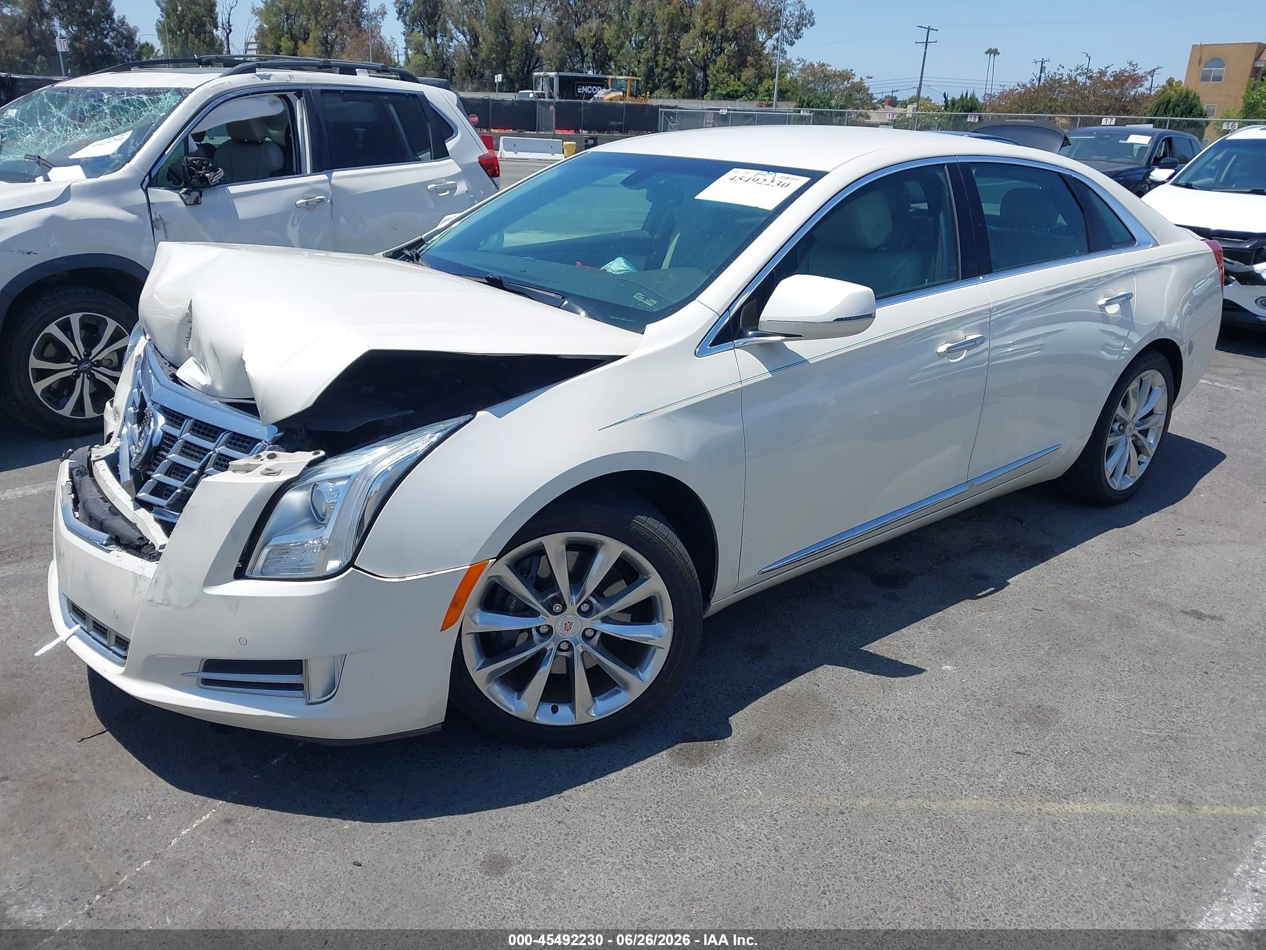 2013 Cadillac Xts Luxury Cream vin: 2G61P5S32D9170458