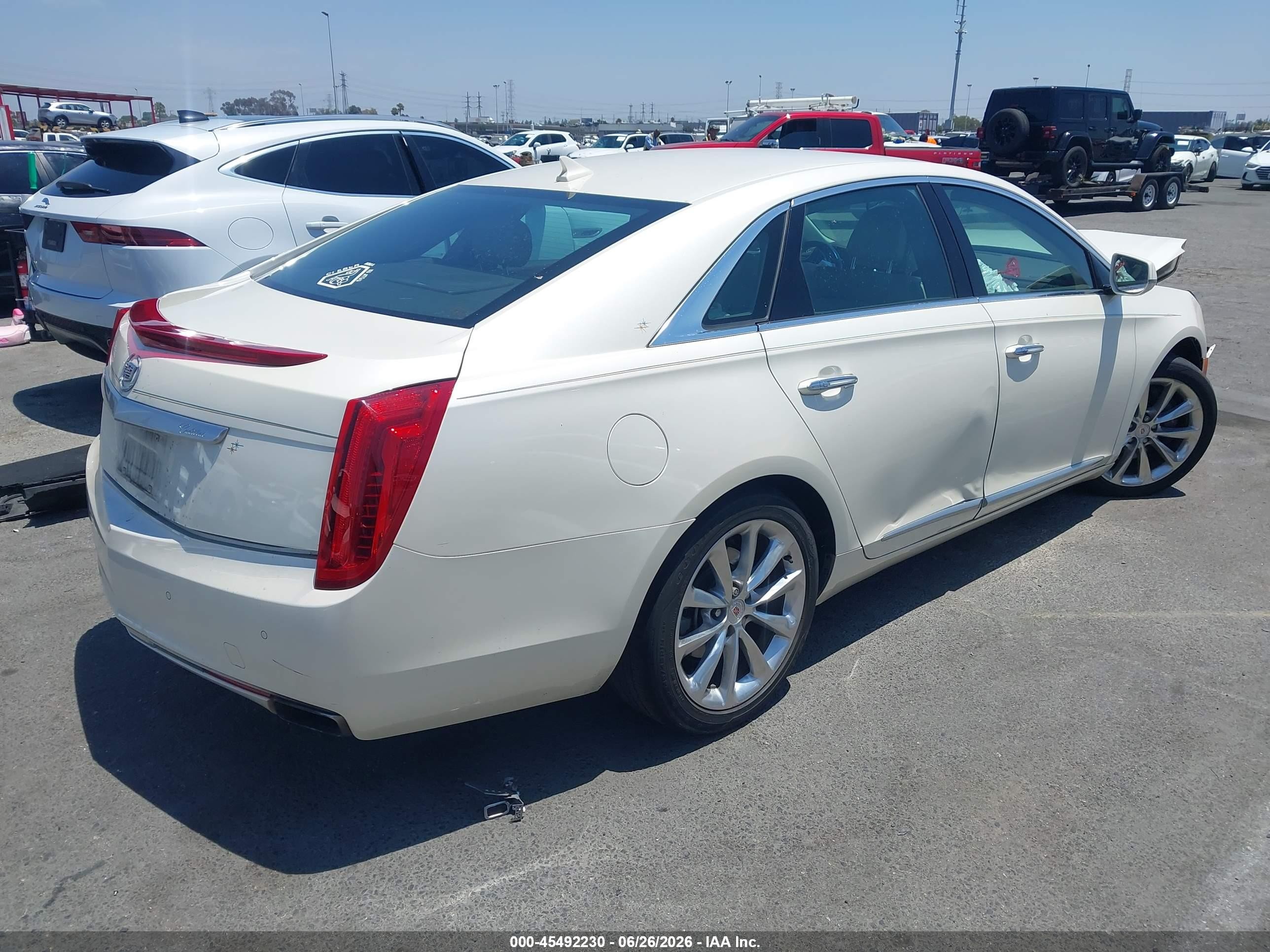 2013 Cadillac Xts Luxury Cream vin: 2G61P5S32D9170458