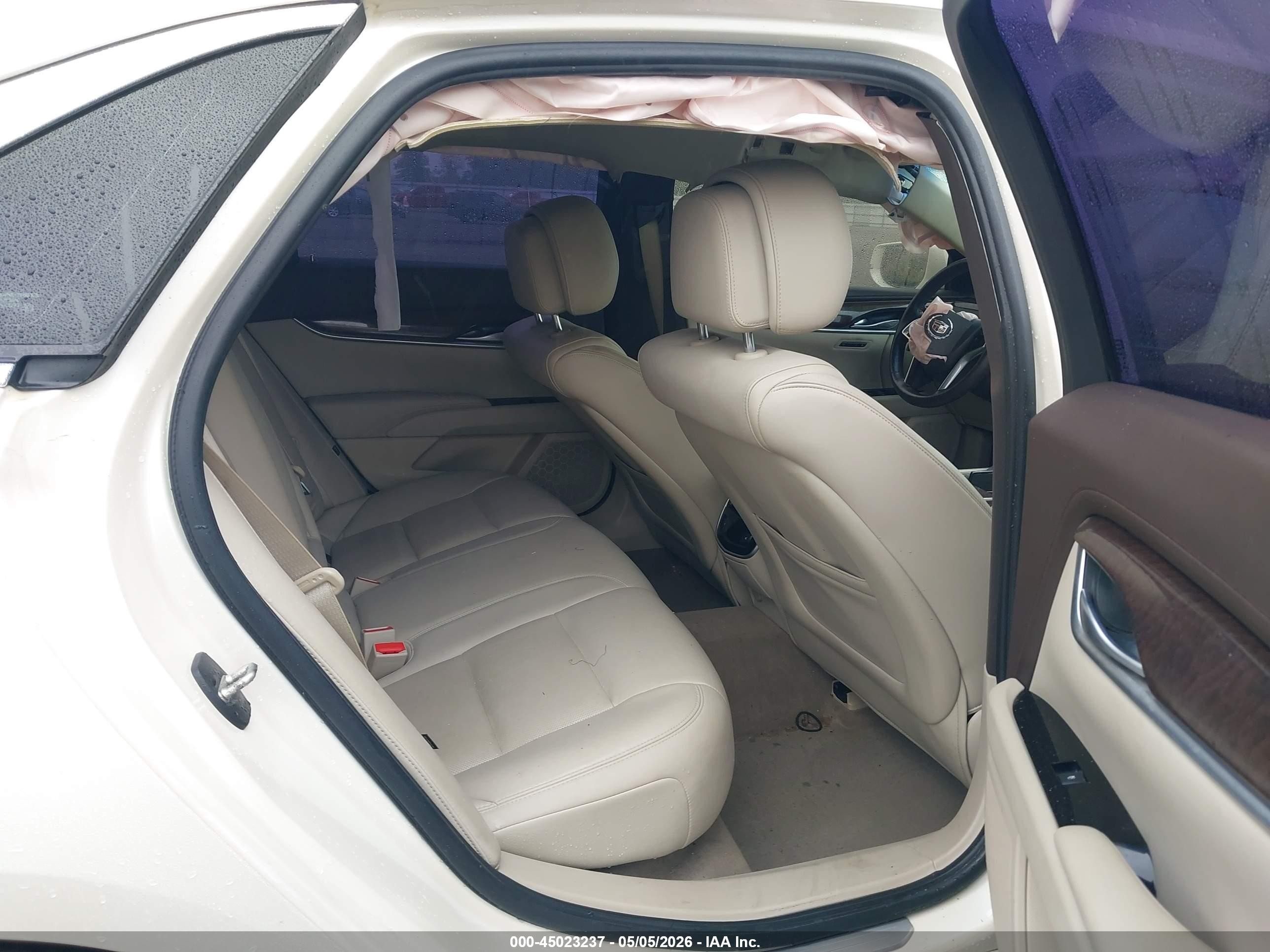 2013 Cadillac Xts Luxury Белый vin: 2G61P5S32D9217908