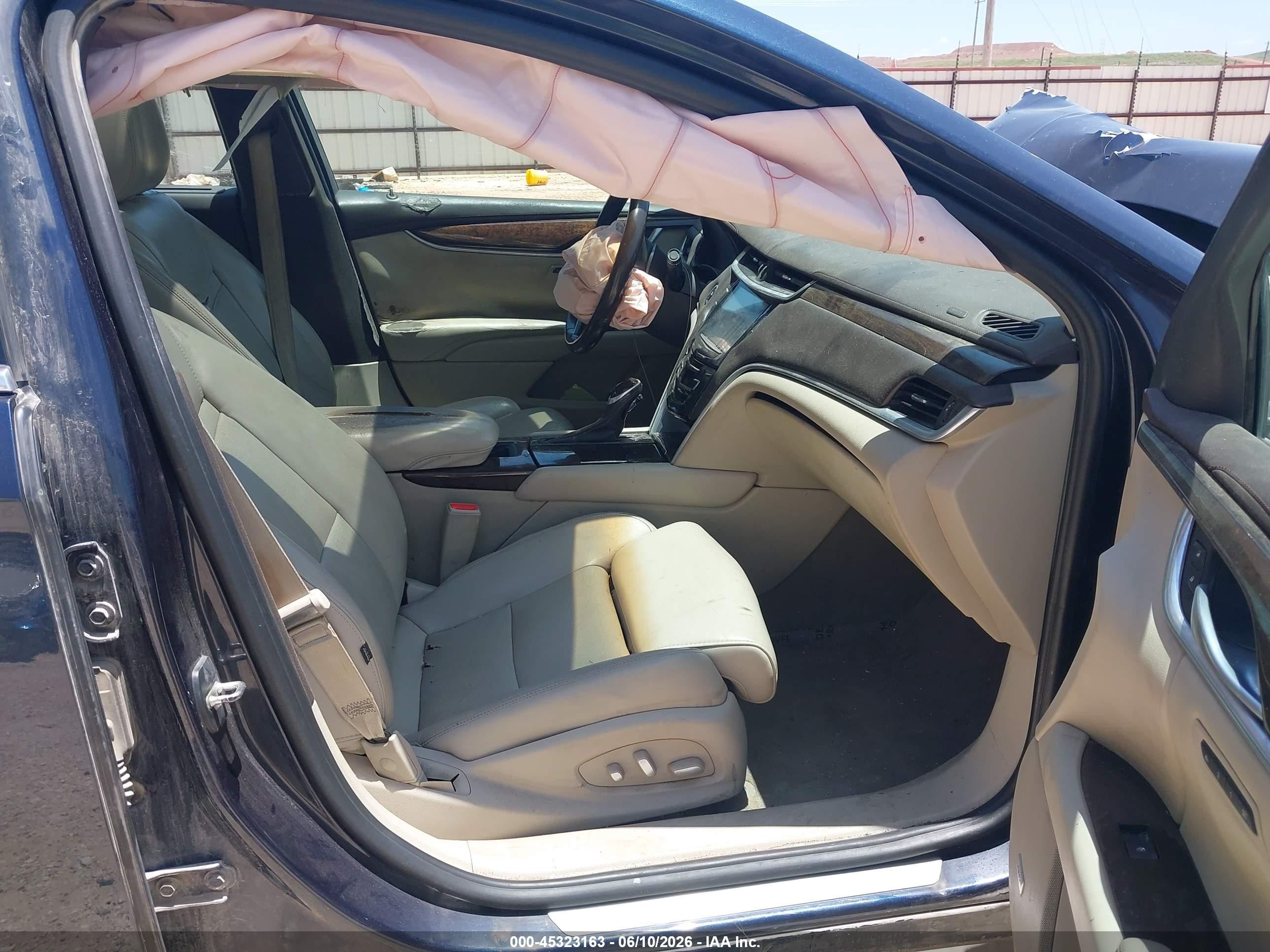 2015 Cadillac Xts Premium Dark Blue vin: 2G61P5S32F9267677