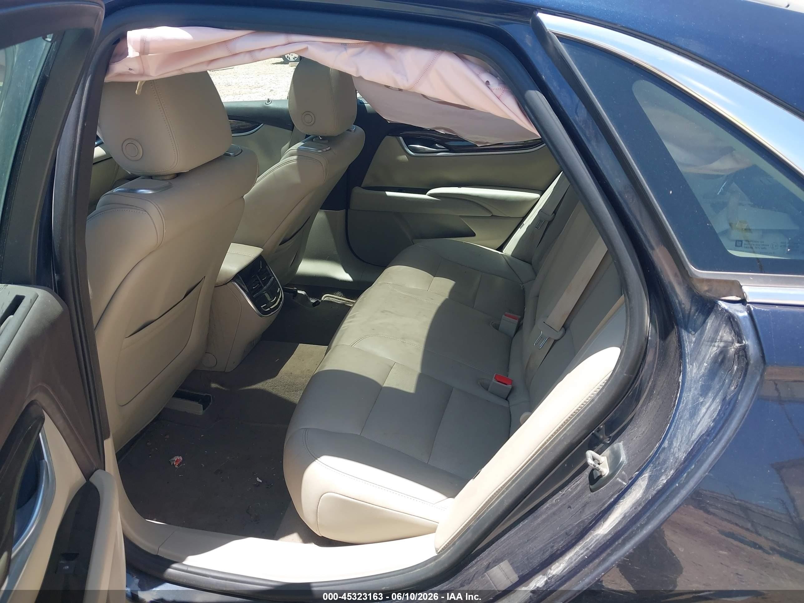 2015 Cadillac Xts Premium Dark Blue vin: 2G61P5S32F9267677