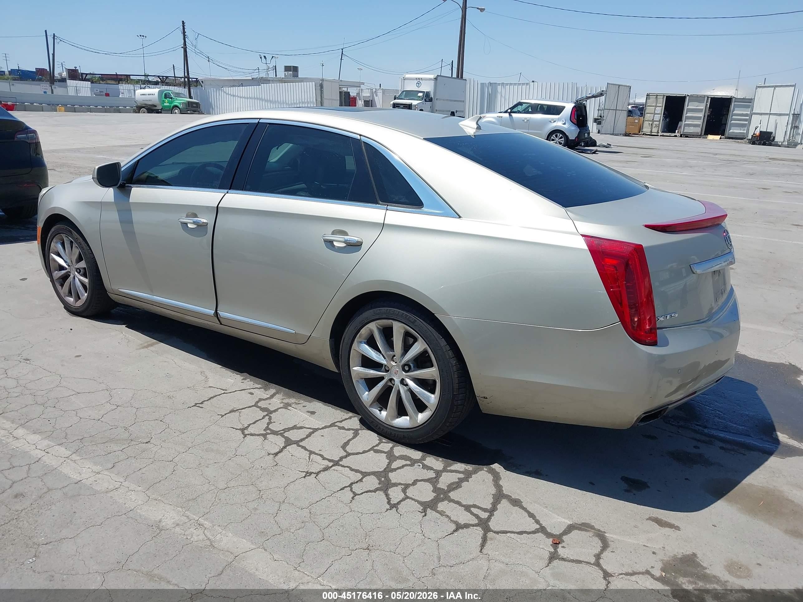 2013 Cadillac Xts Luxury Gold vin: 2G61P5S33D9141048