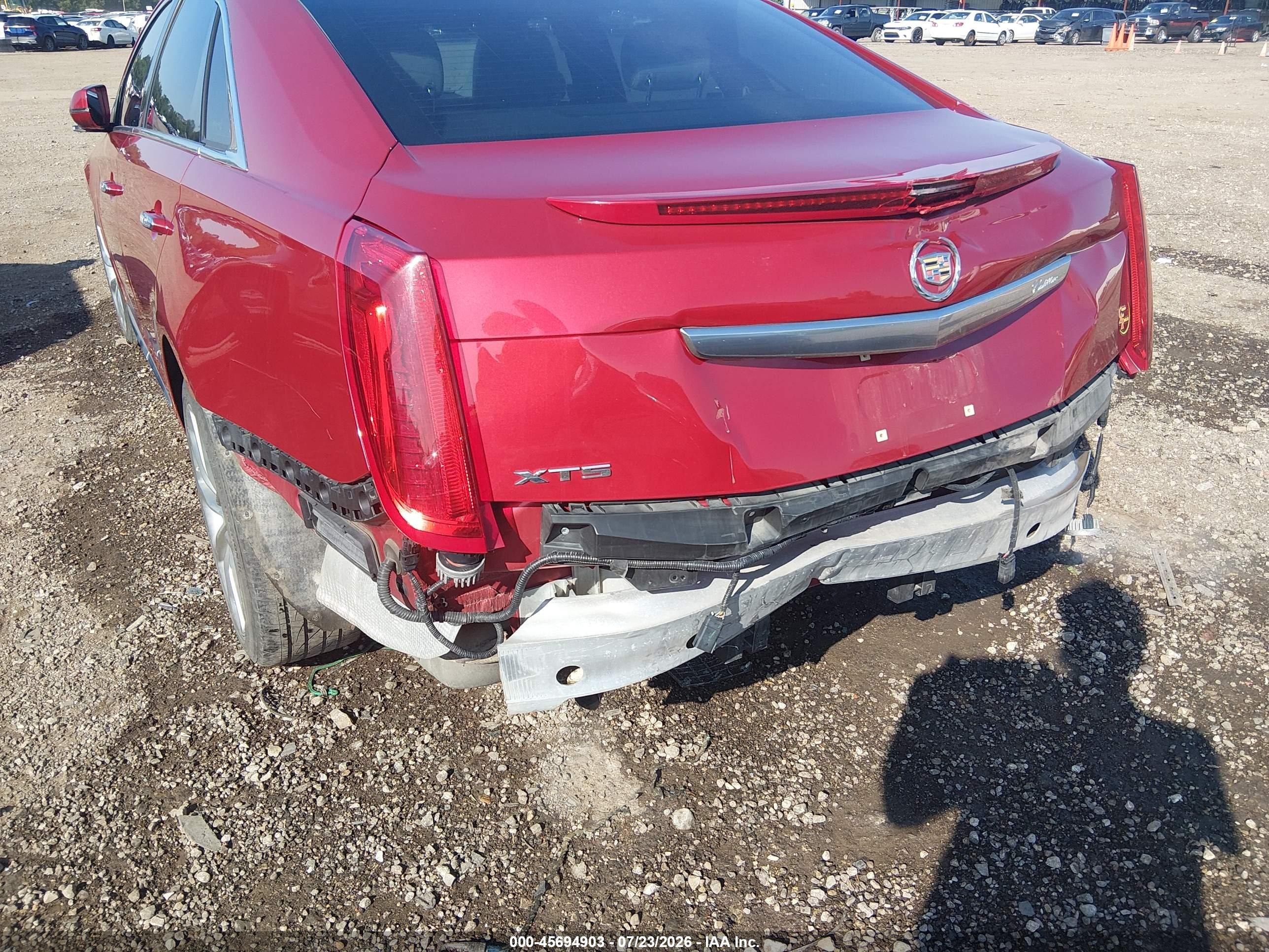 2013 Cadillac Xts Luxury Красный vin: 2G61P5S35D9131833
