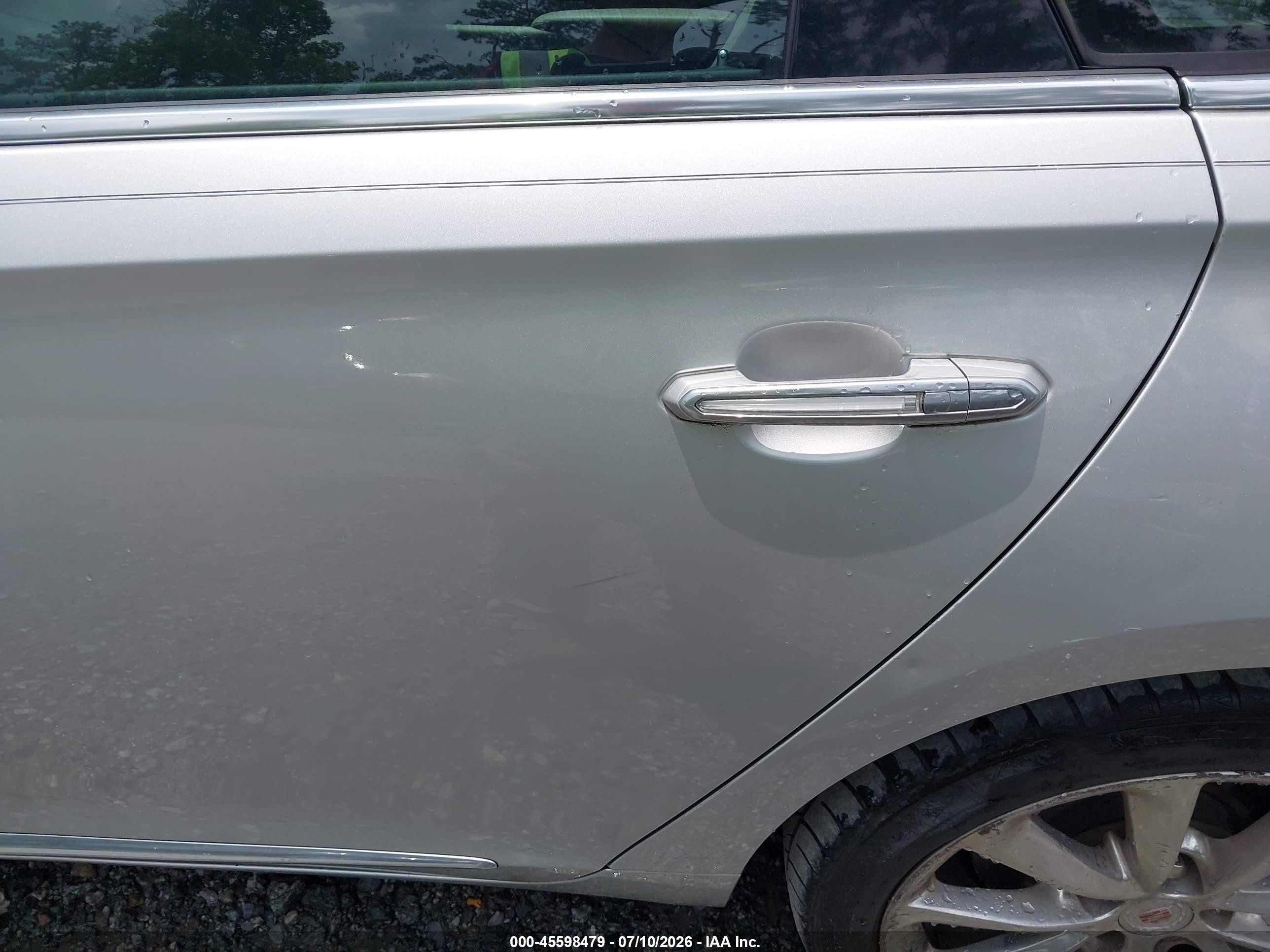 2013 Cadillac Xts Luxury Silver vin: 2G61P5S35D9161589