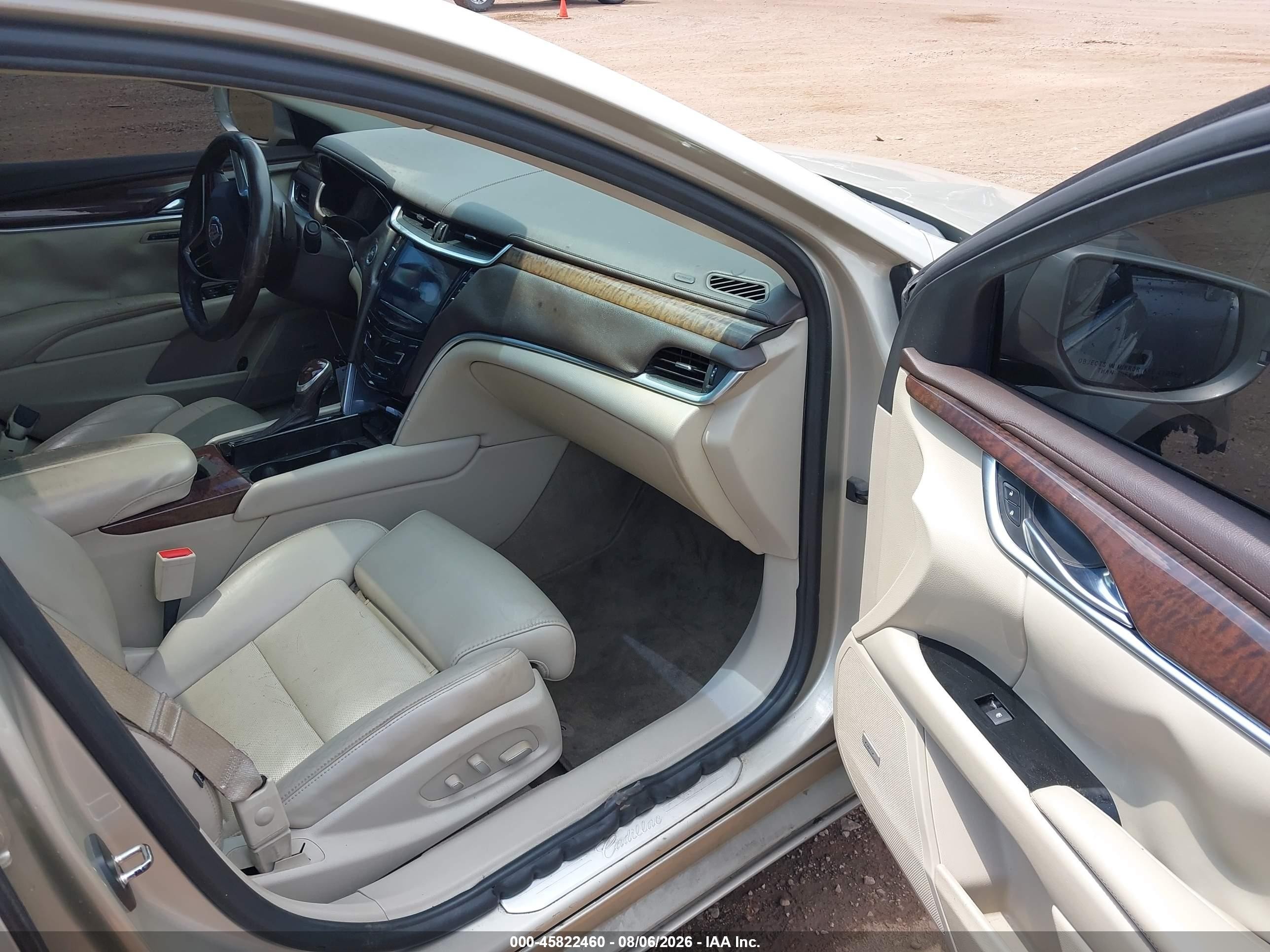 2013 Cadillac Xts Luxury Бежевый vin: 2G61P5S35D9237960