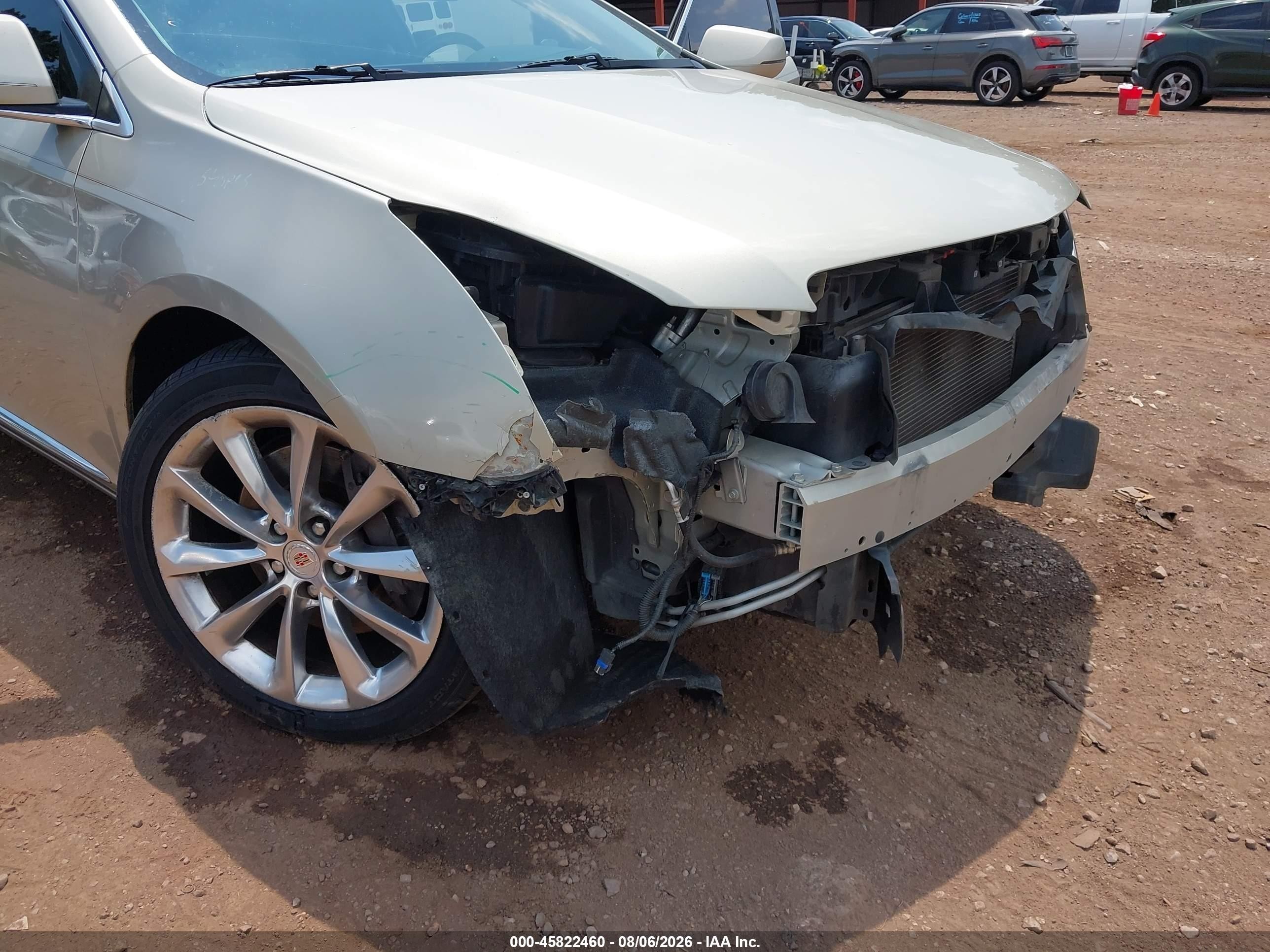 2013 Cadillac Xts Luxury Бежевый vin: 2G61P5S35D9237960