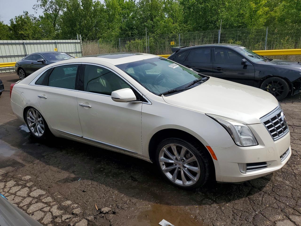 2013 Cadillac Xts Luxury Collection White vin: 2G61P5S36D9115012