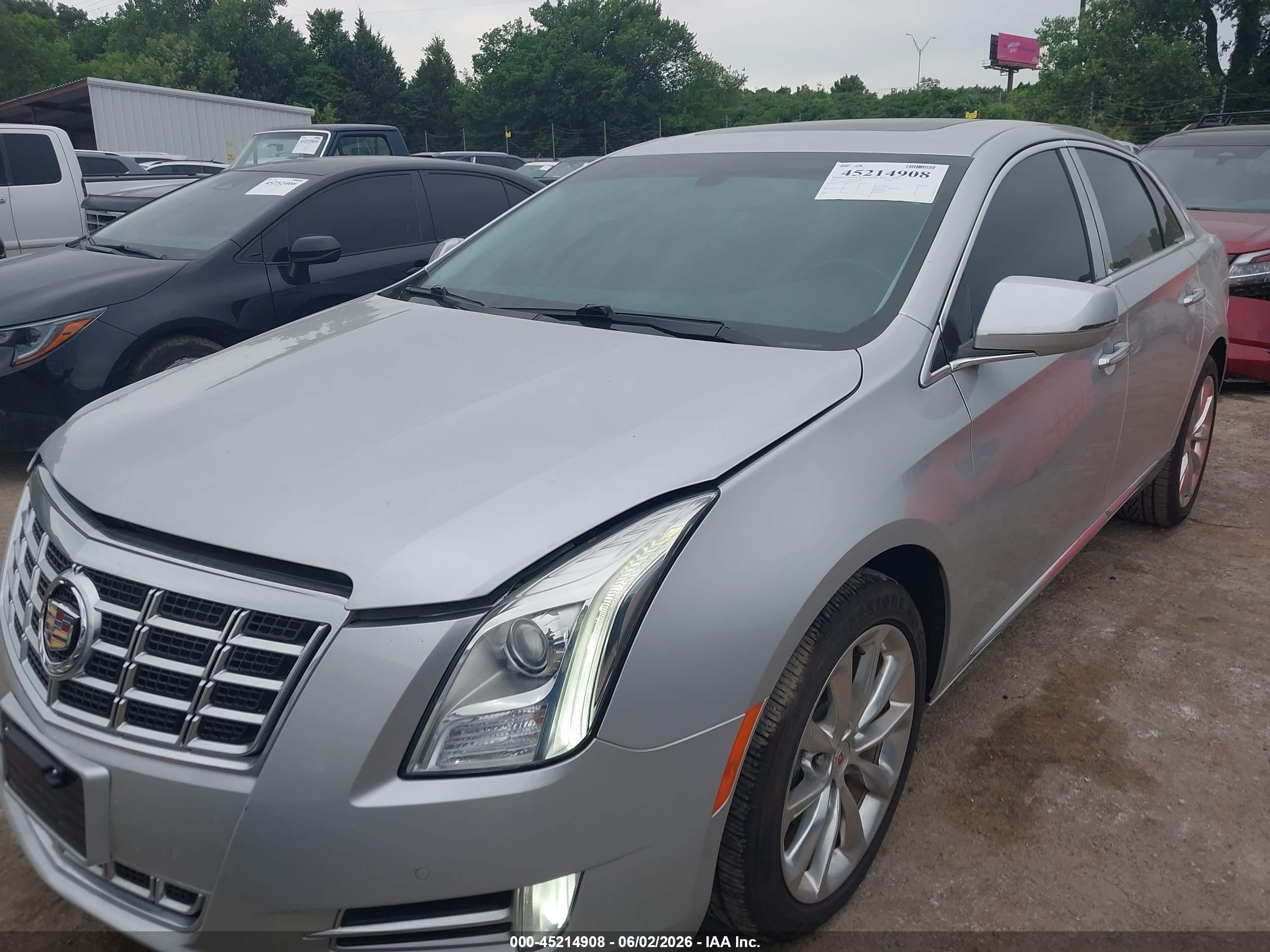 2013 Cadillac Xts Luxury Silver vin: 2G61P5S36D9119805