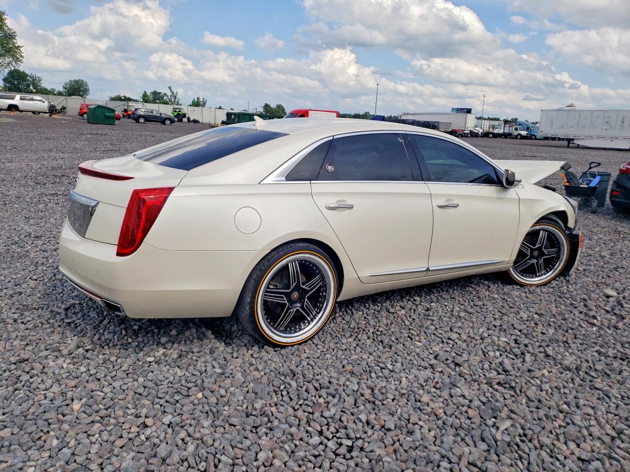2013 Cadillac Xts Luxury Collection White vin: 2G61P5S36D9192396