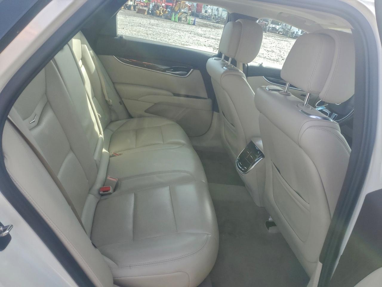 2014 Cadillac Xts Premium Collection White vin: 2G61P5S36E9123709