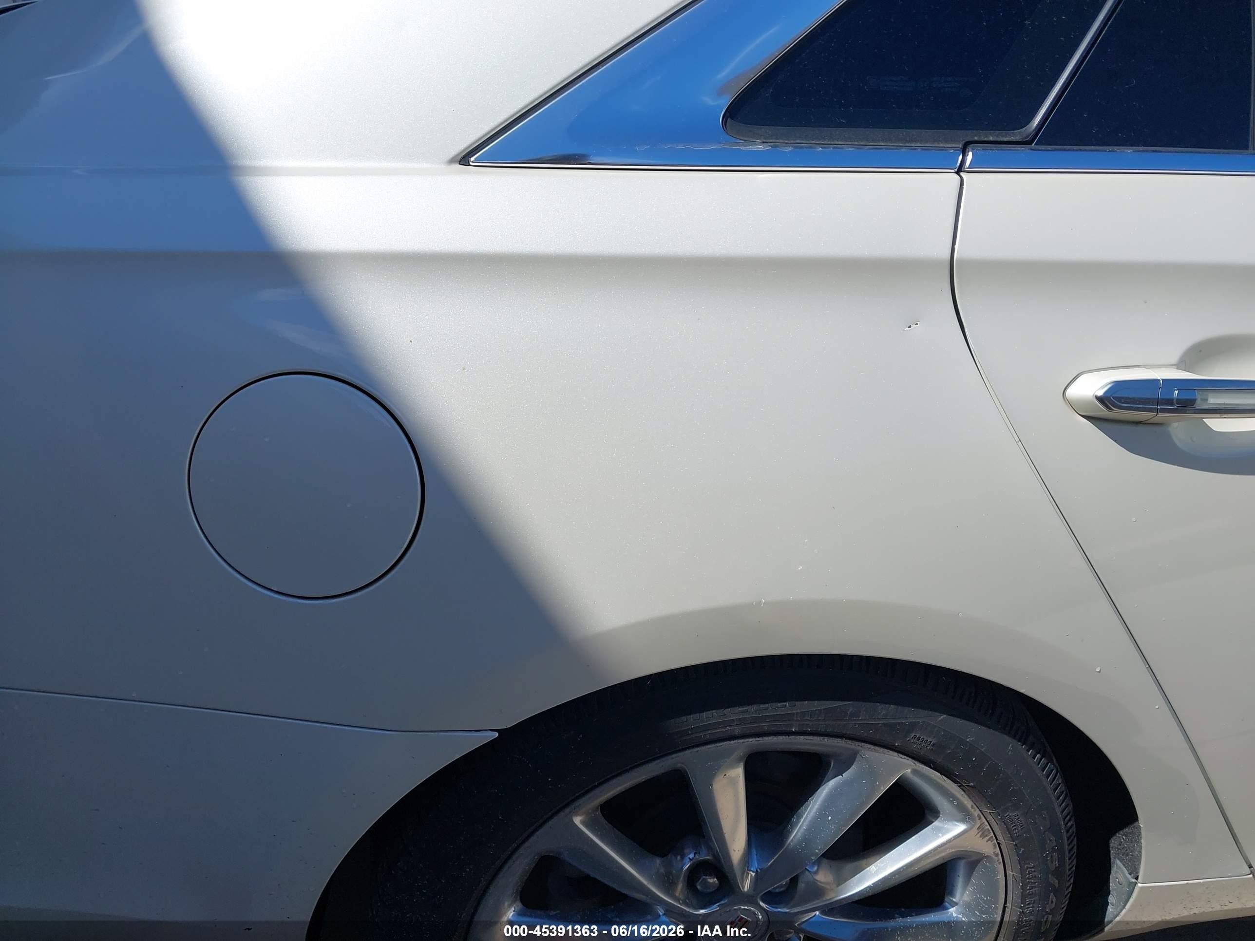 2013 Cadillac Xts Luxury White vin: 2G61P5S39D9103842
