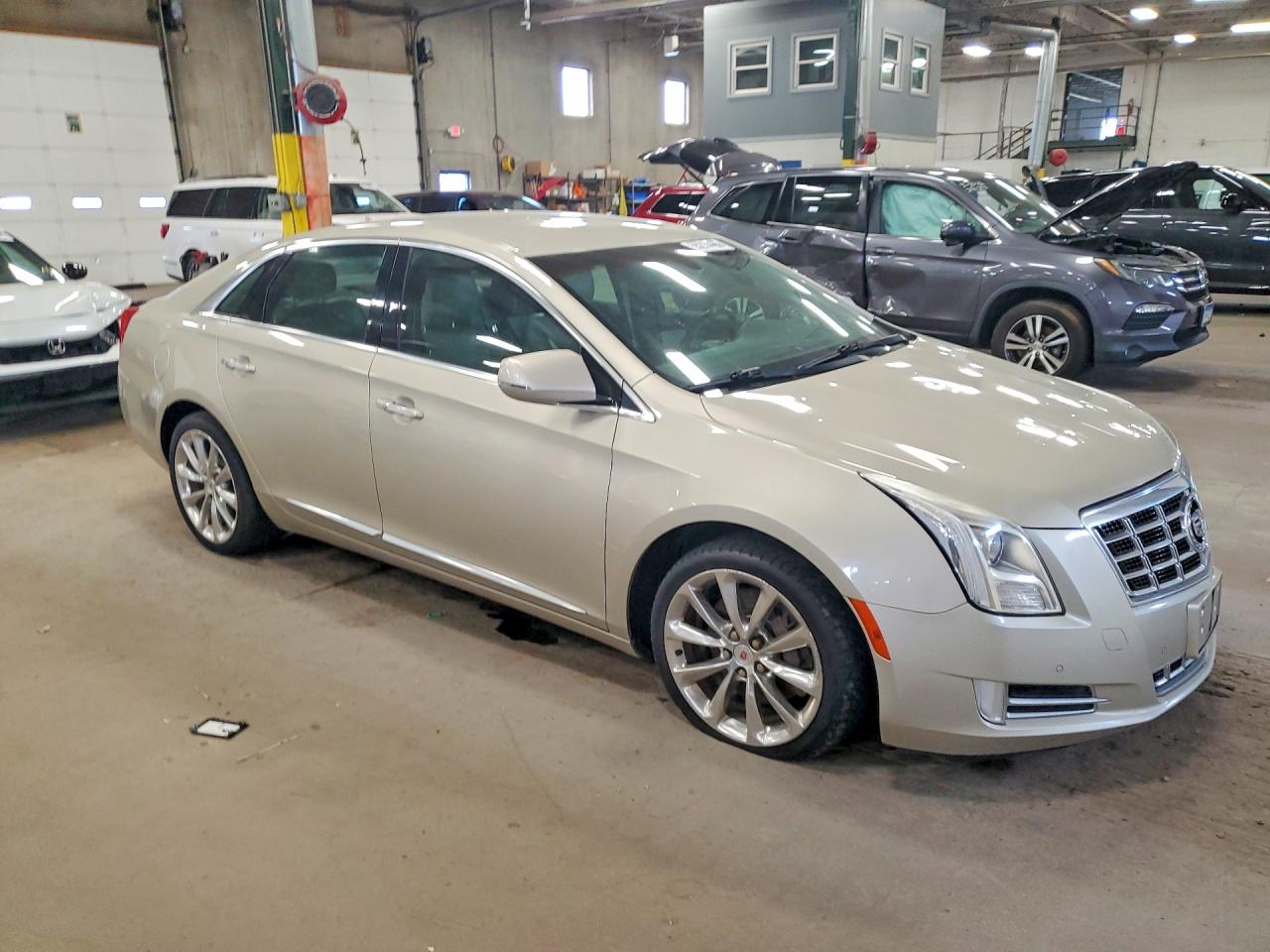 2013 Cadillac Xts Luxury Collection Beige vin: 2G61P5S39D9194174