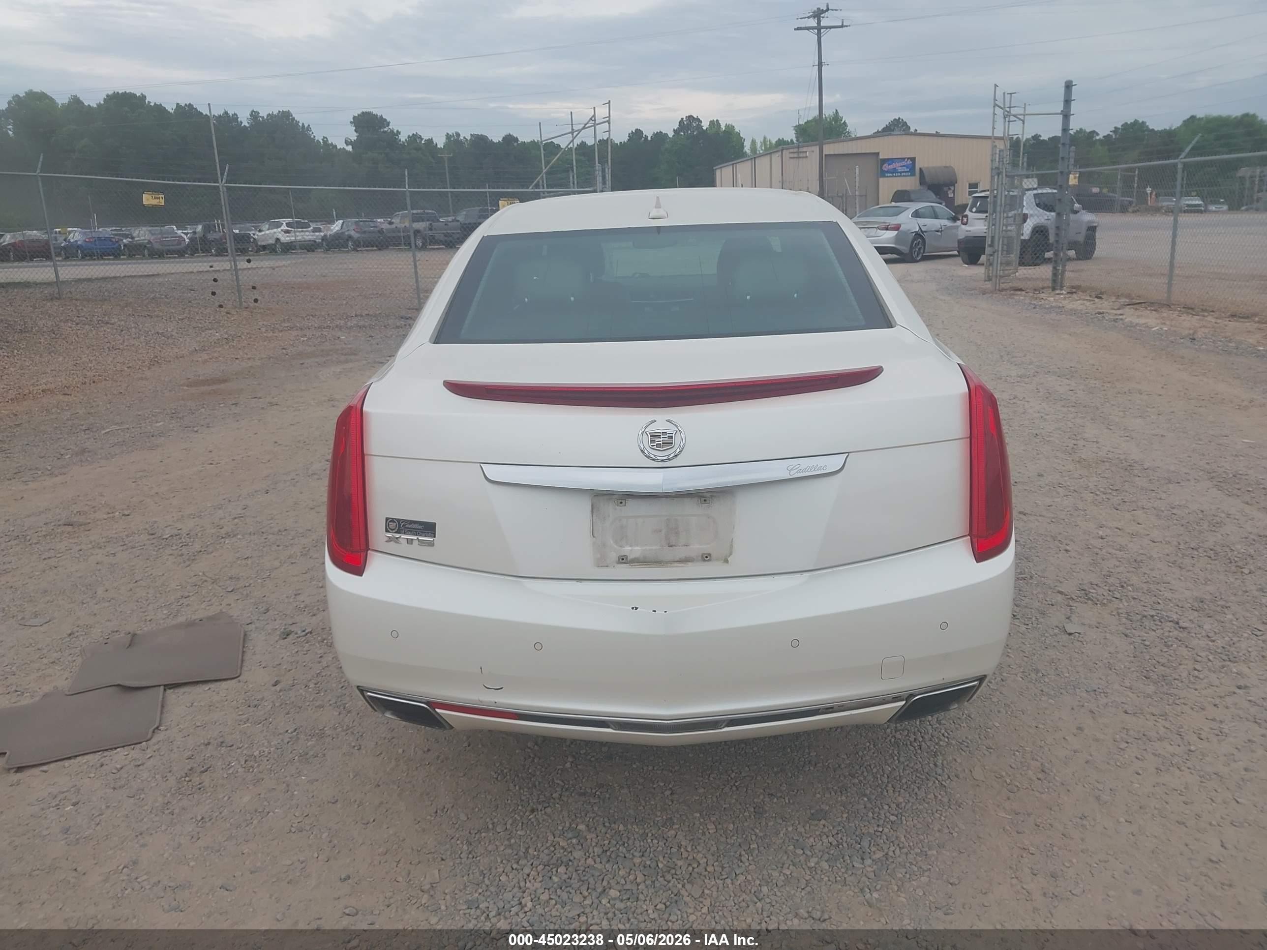 2013 Cadillac Xts Luxury Белый vin: 2G61P5S39D9212530