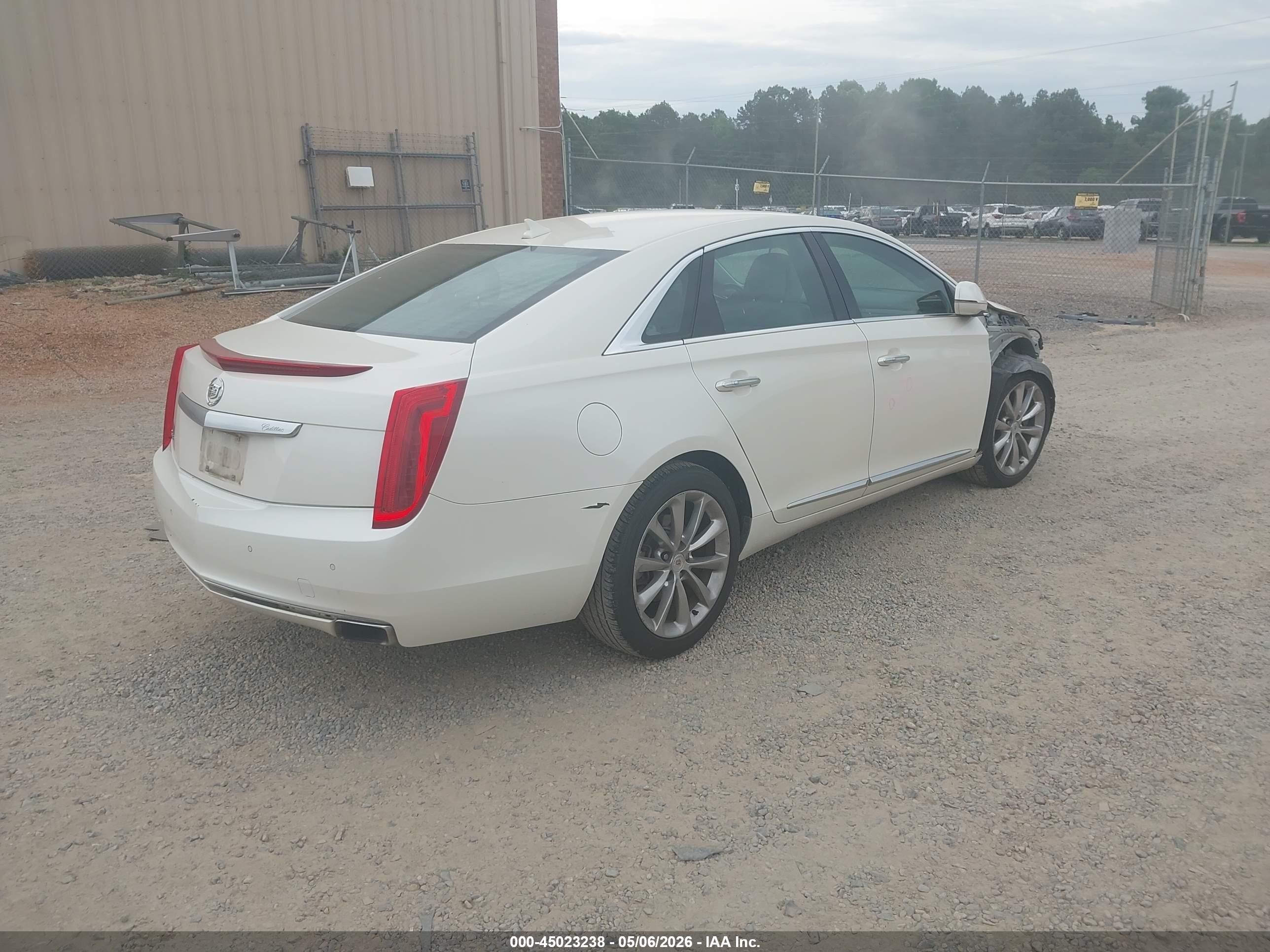 2013 Cadillac Xts Luxury Белый vin: 2G61P5S39D9212530