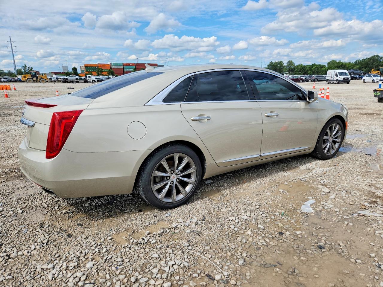 2013 Cadillac Xts Luxury Collection Золотой vin: 2G61P5S39D9233488