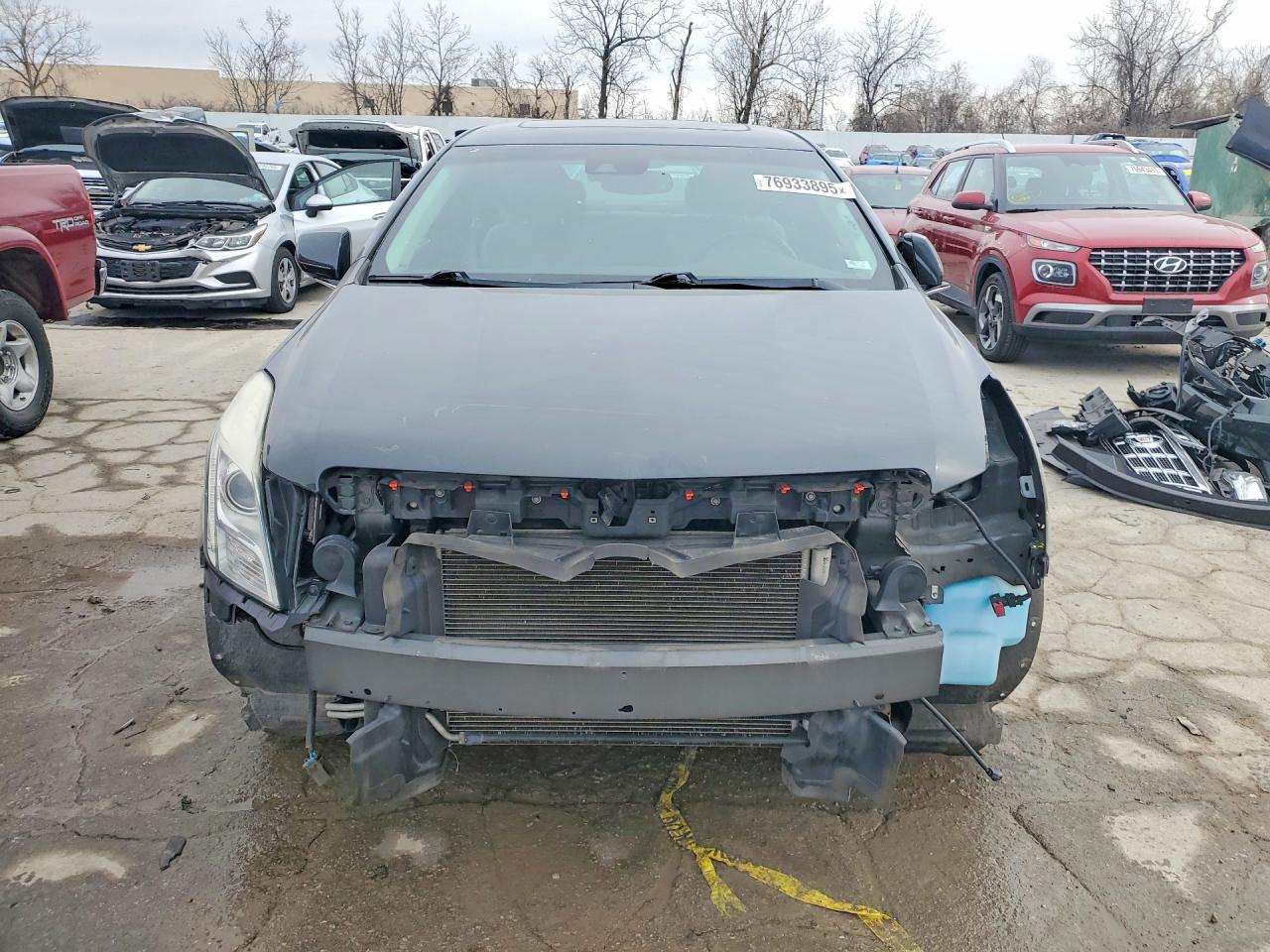 2013 Cadillac Xts Luxury Collection Черный vin: 2G61P5S3XD9102392