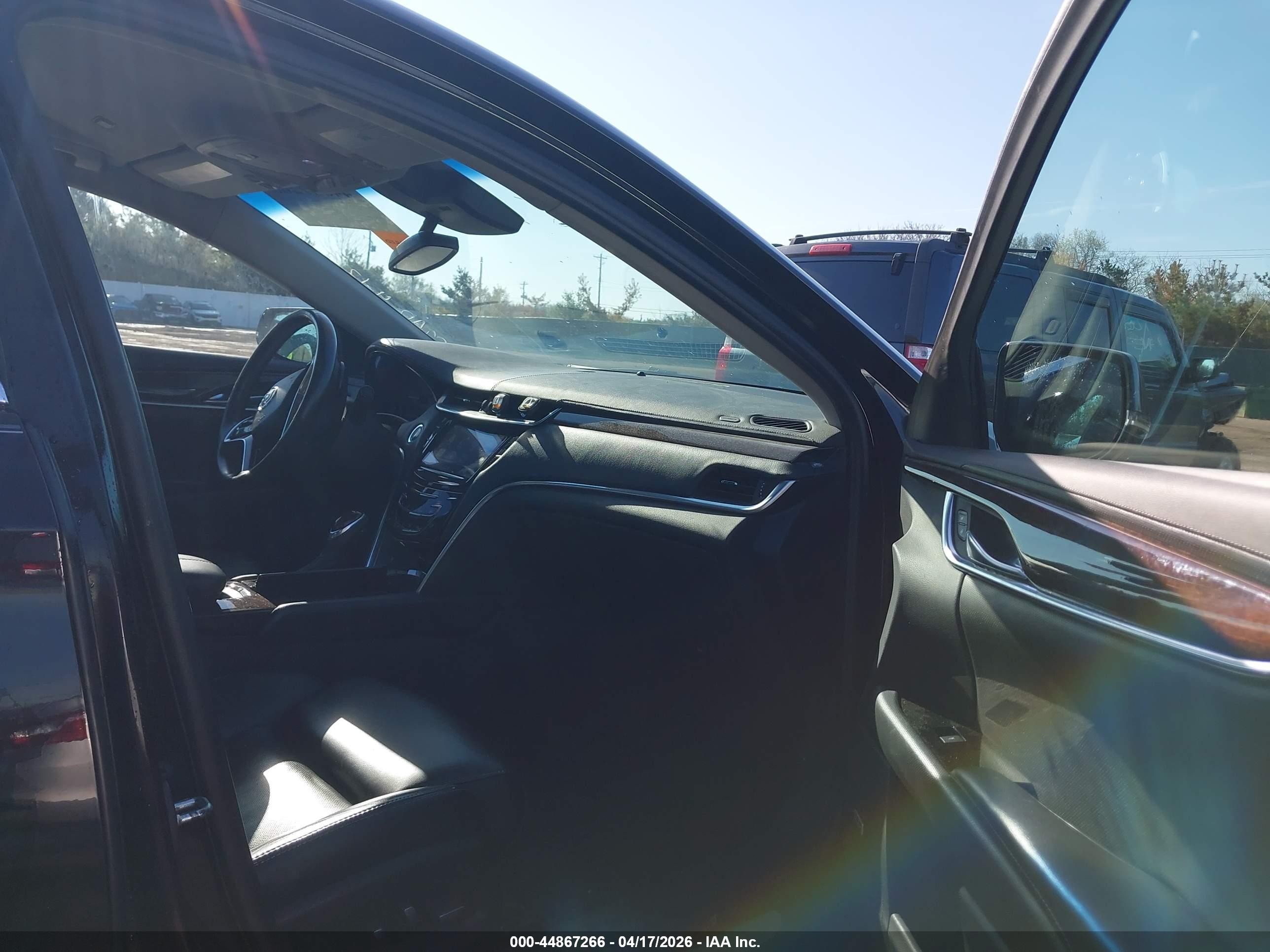 2013 Cadillac Xts Luxury Black vin: 2G61P5S3XD9130936