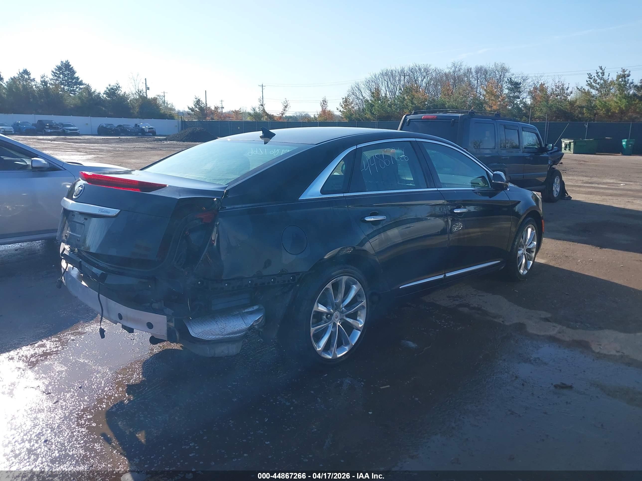 2013 Cadillac Xts Luxury Black vin: 2G61P5S3XD9130936