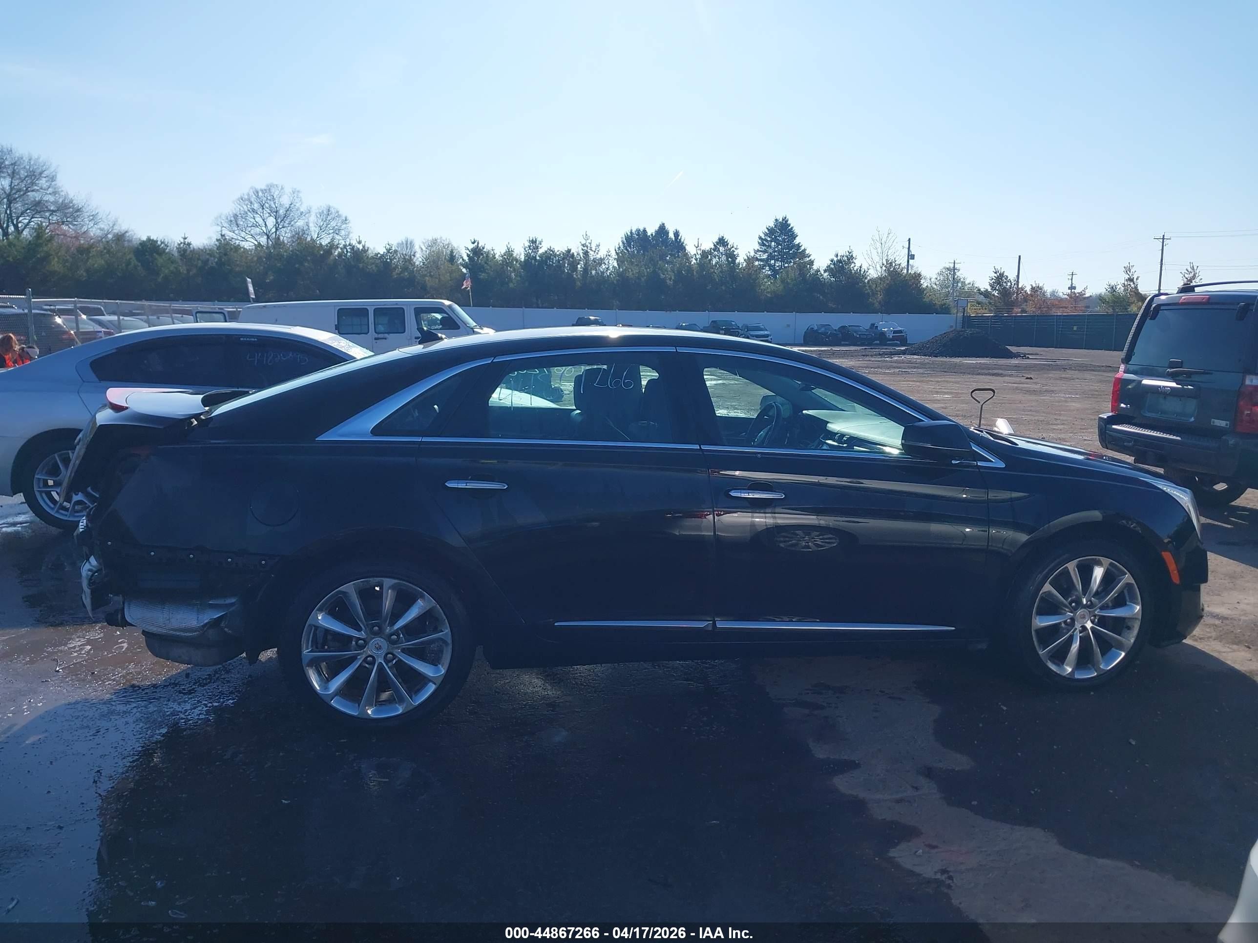 2013 Cadillac Xts Luxury Black vin: 2G61P5S3XD9130936