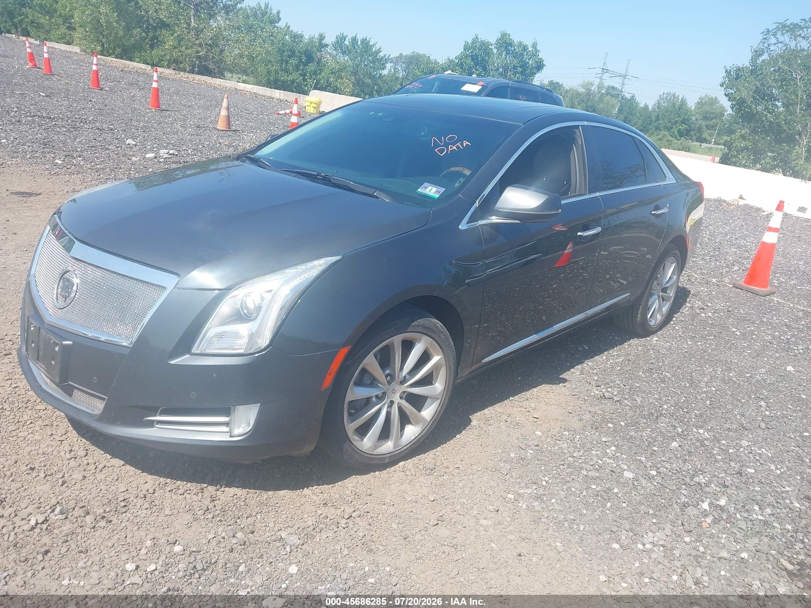 2013 Cadillac Xts Luxury Black vin: 2G61P5S3XD9176685