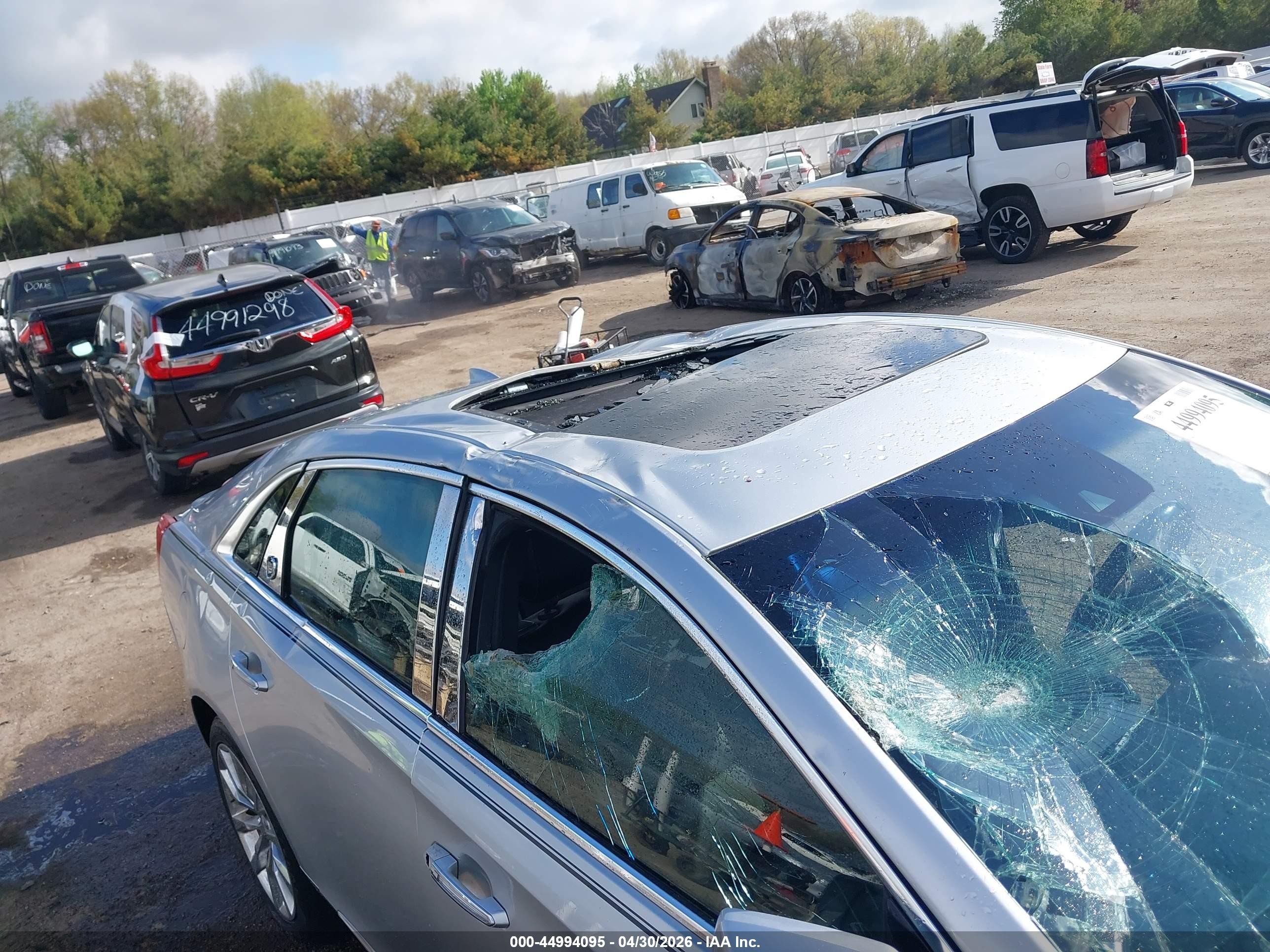 2015 Cadillac Xts Premium Silver vin: 2G61R5S33F9196256